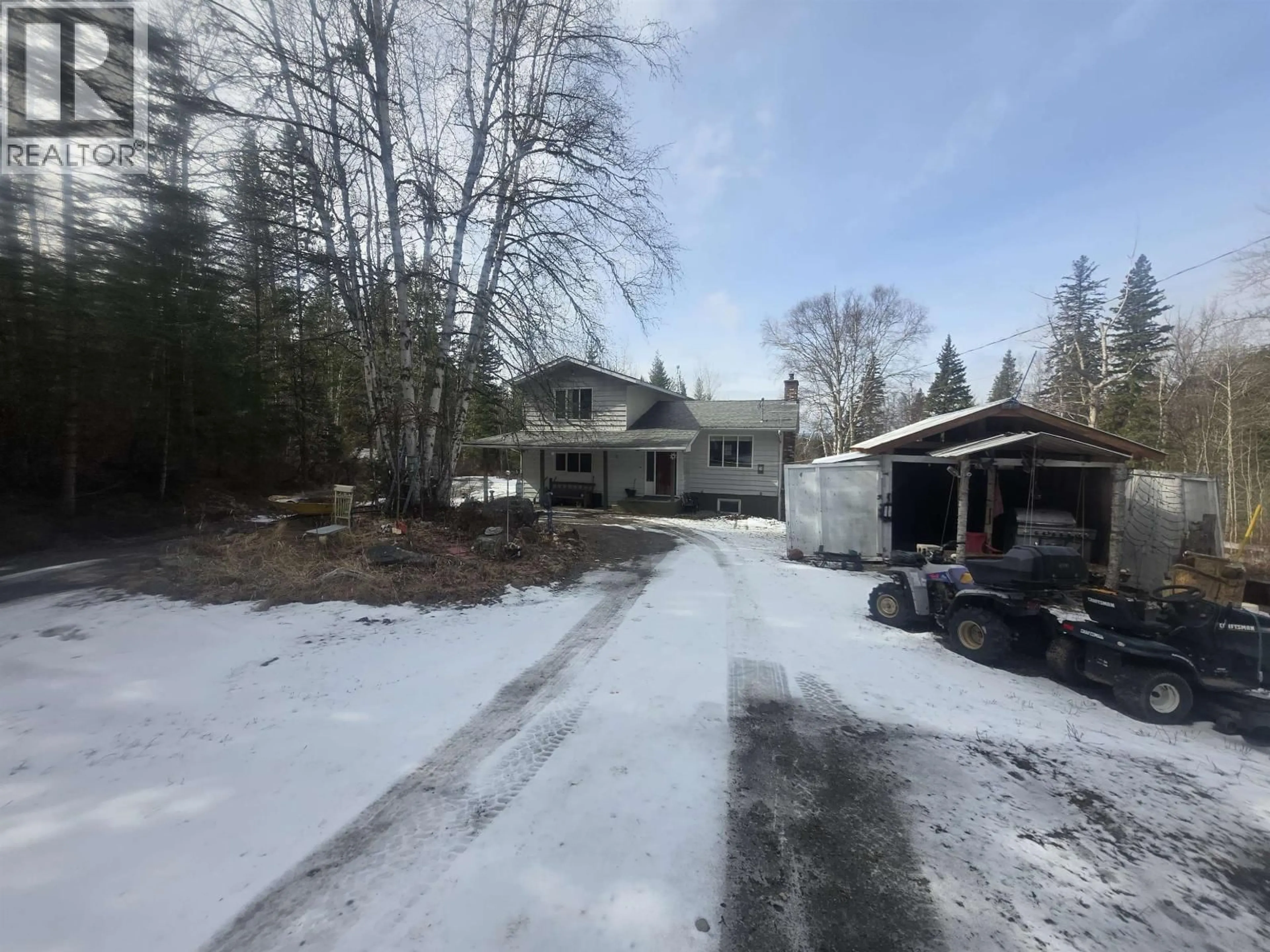 A pic from outside/outdoor area/front of a property/back of a property/a pic from drone, unknown for 3978 QUESNEL-HYDRAULIC ROAD, Quesnel British Columbia V2J6G3