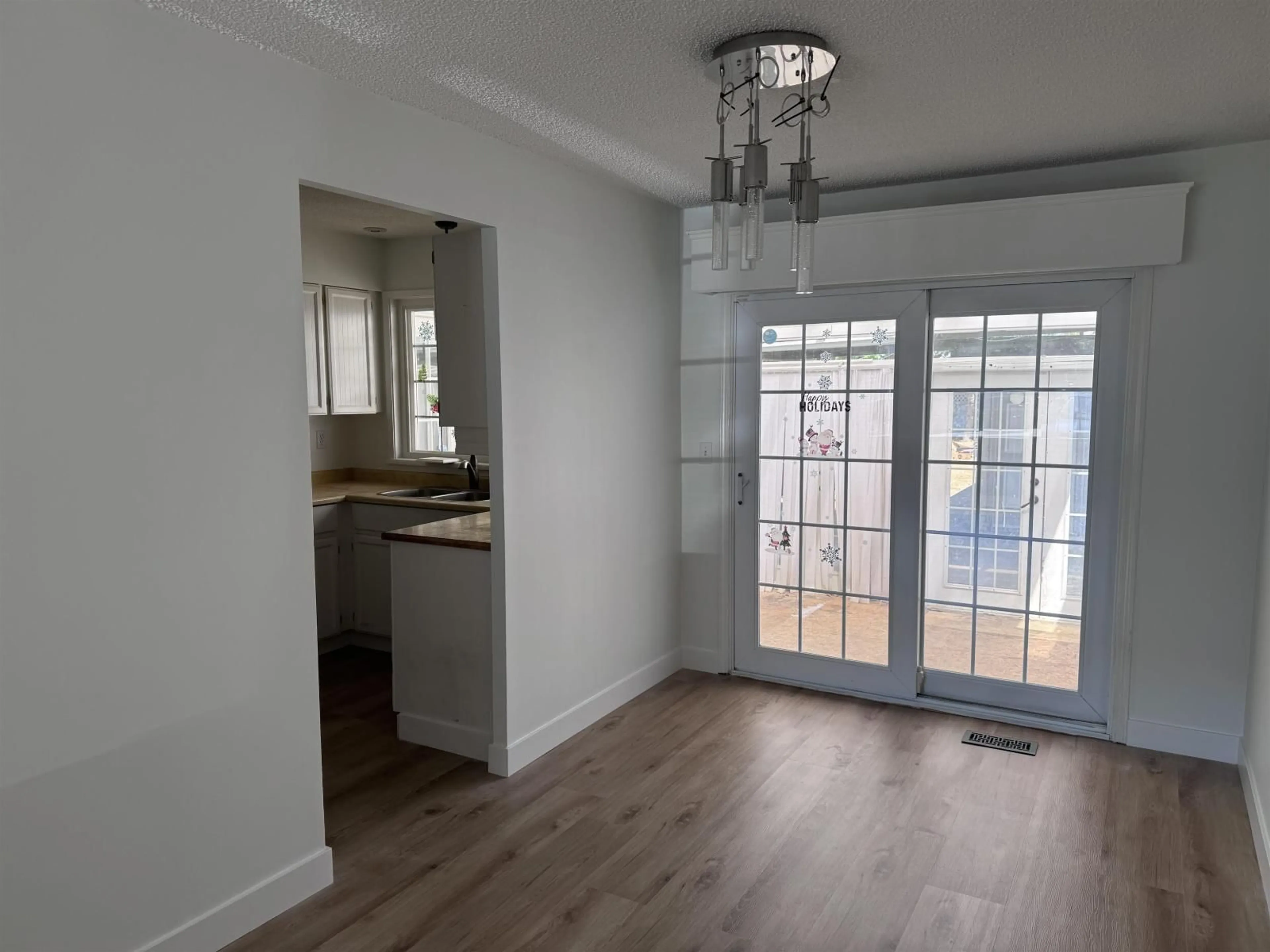 A pic of a room for 13481 HILTON ROAD, Surrey British Columbia V3R5J3