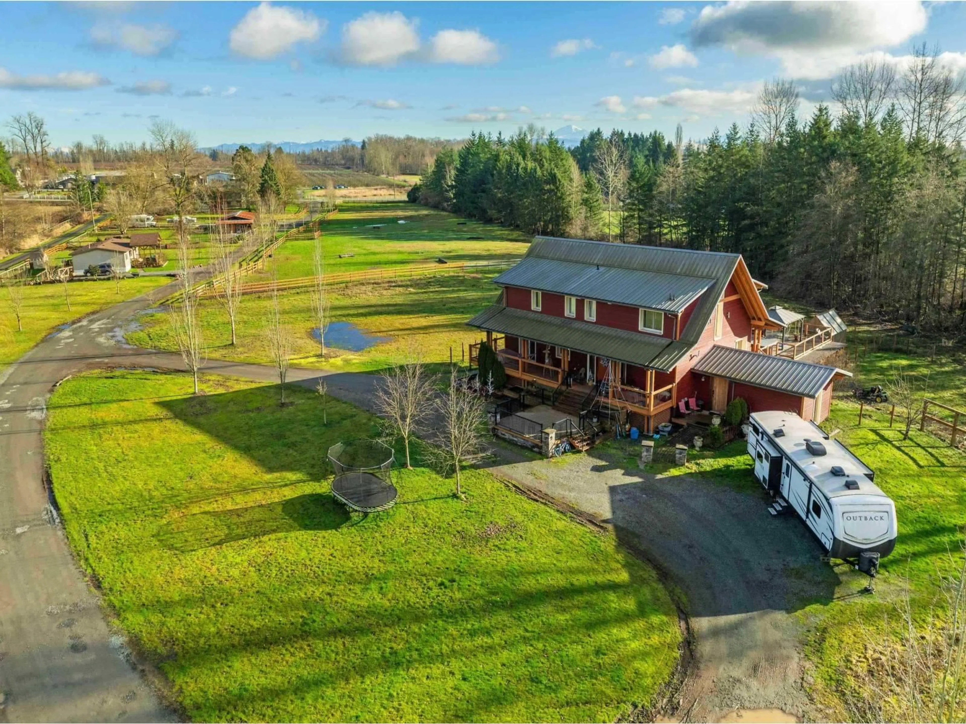 A pic from outside/outdoor area/front of a property/back of a property/a pic from drone, unknown for 1061 216 STREET, Langley British Columbia V2Z1R3
