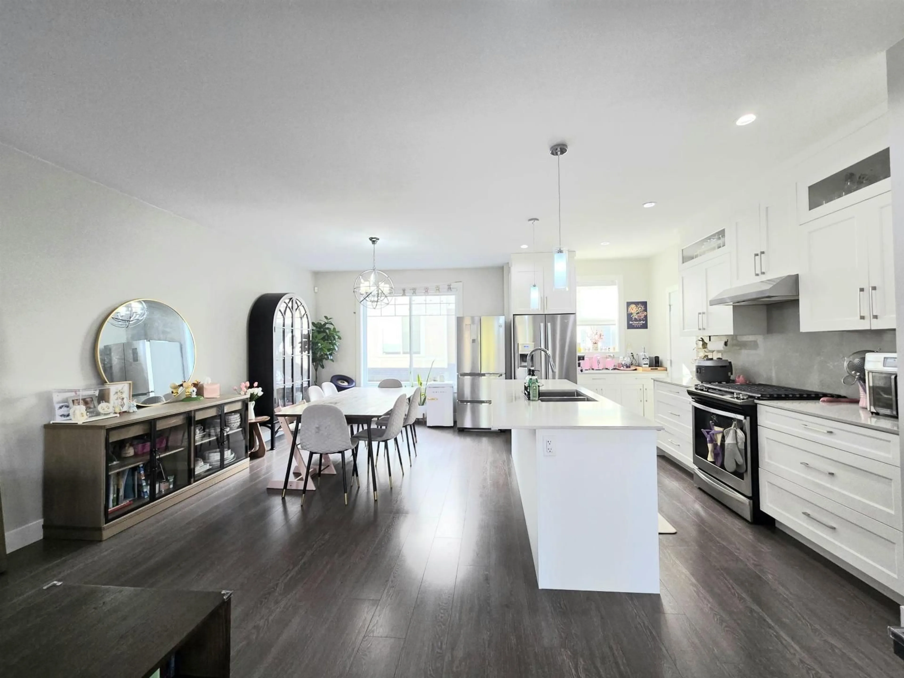 Open concept kitchen, unknown for 65 - 19501 74 AVENUE, Surrey British Columbia V4N6V7