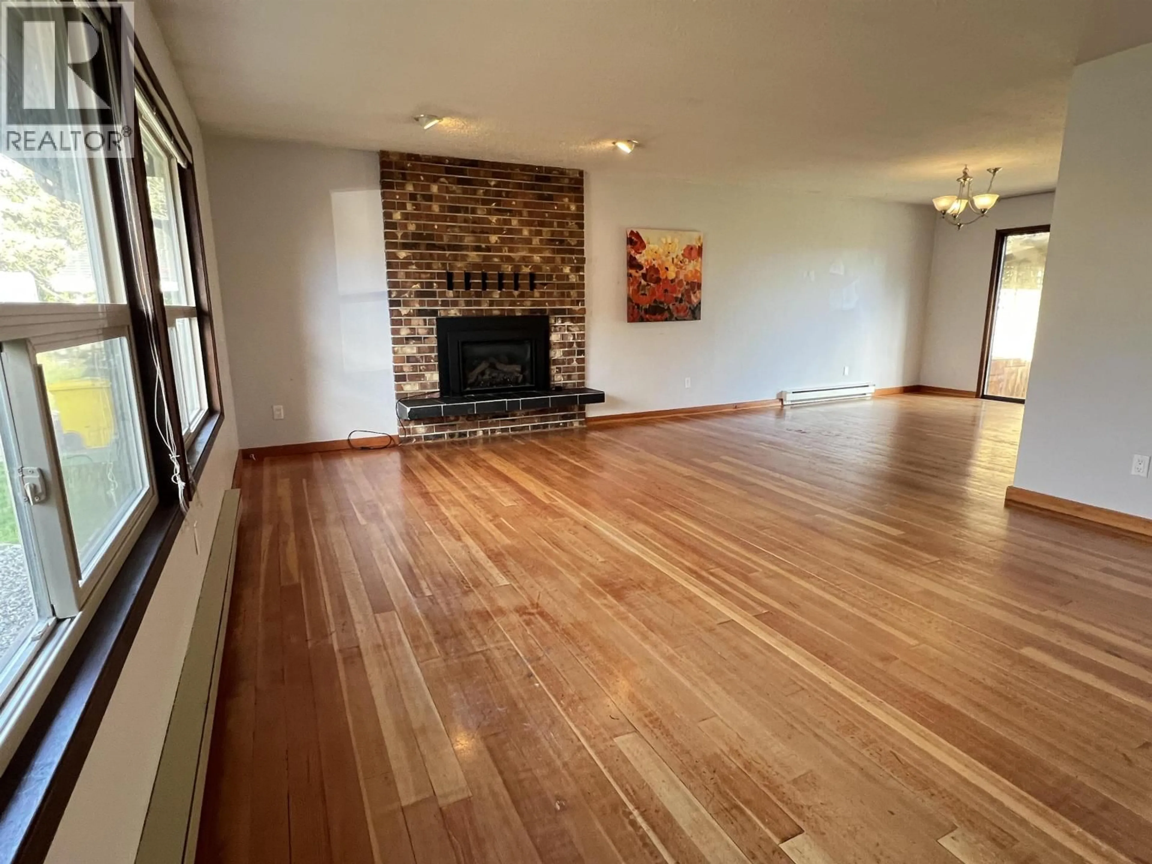 A pic of a room for 873 POPLAR LANE, Gibsons British Columbia V0N1V8