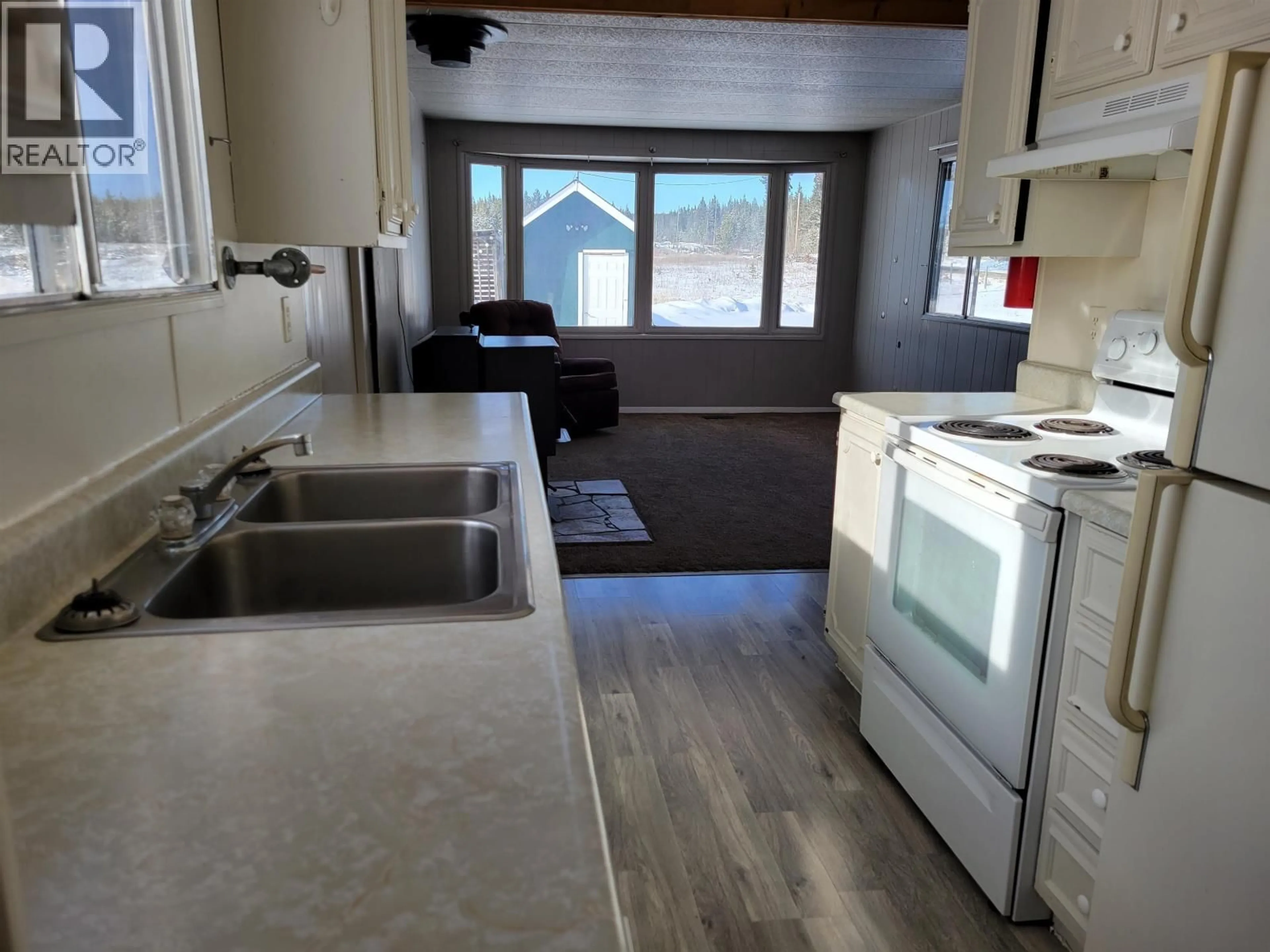 Open concept kitchen, unknown for 5353 MAUNDERS ROAD, Vanderhoof British Columbia V0J3A2