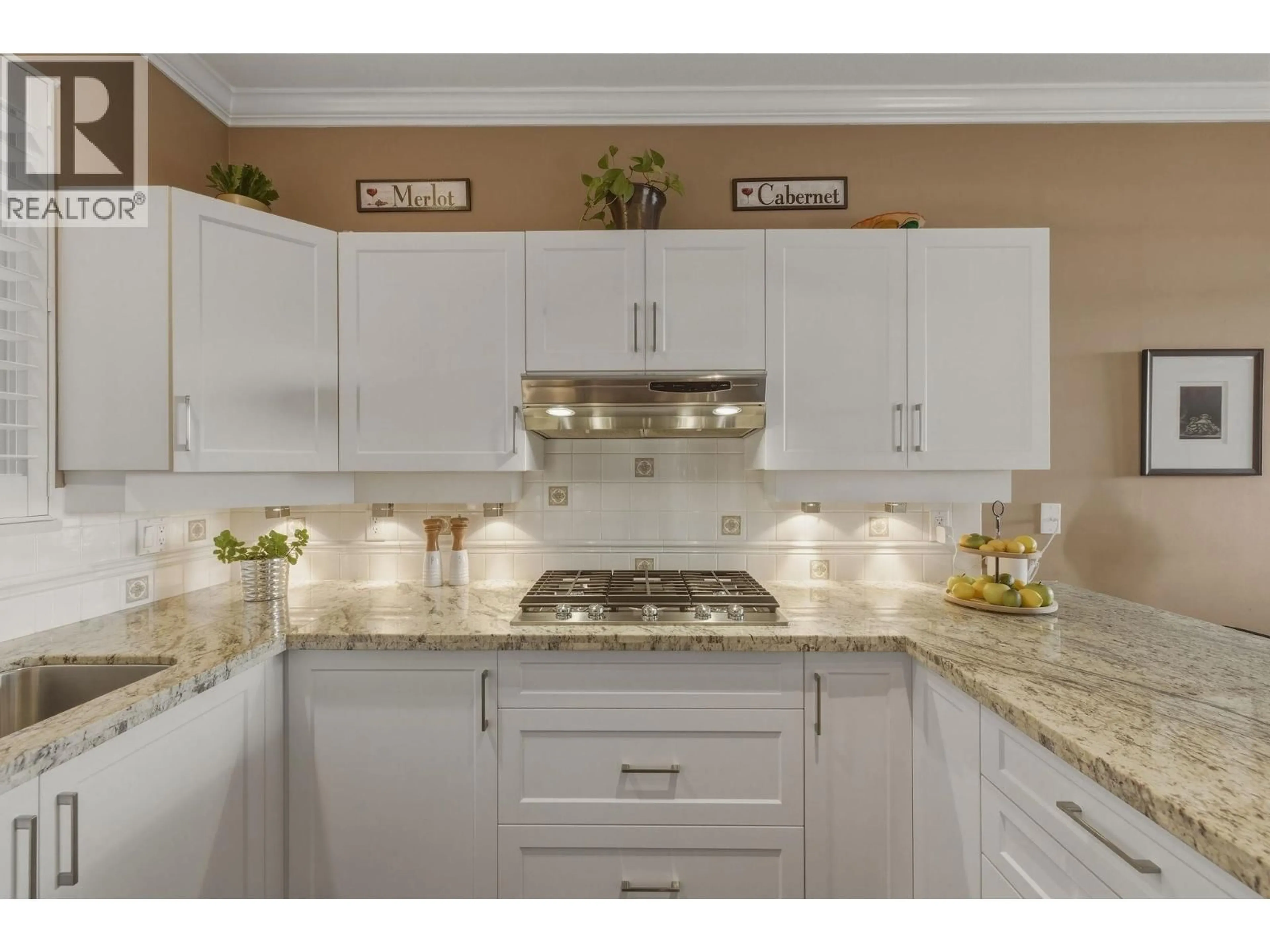 Contemporary kitchen, ceramic/tile floor for 75 - 2615 FORTRESS DRIVE, Port Coquitlam British Columbia V3C6E8