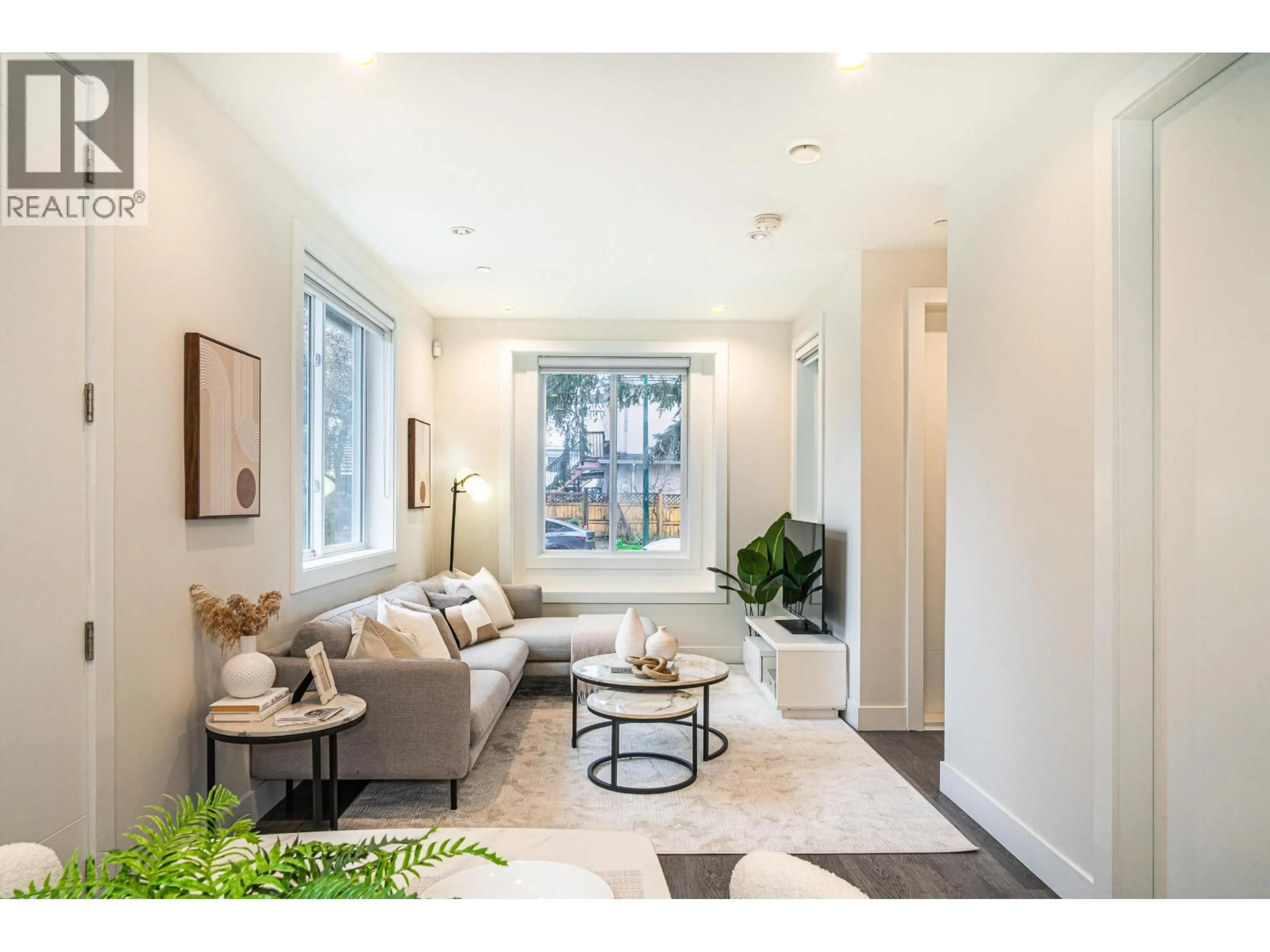 Living room with furniture, unknown for 7261 SHERBROOKE STREET, Vancouver British Columbia V5X1T7