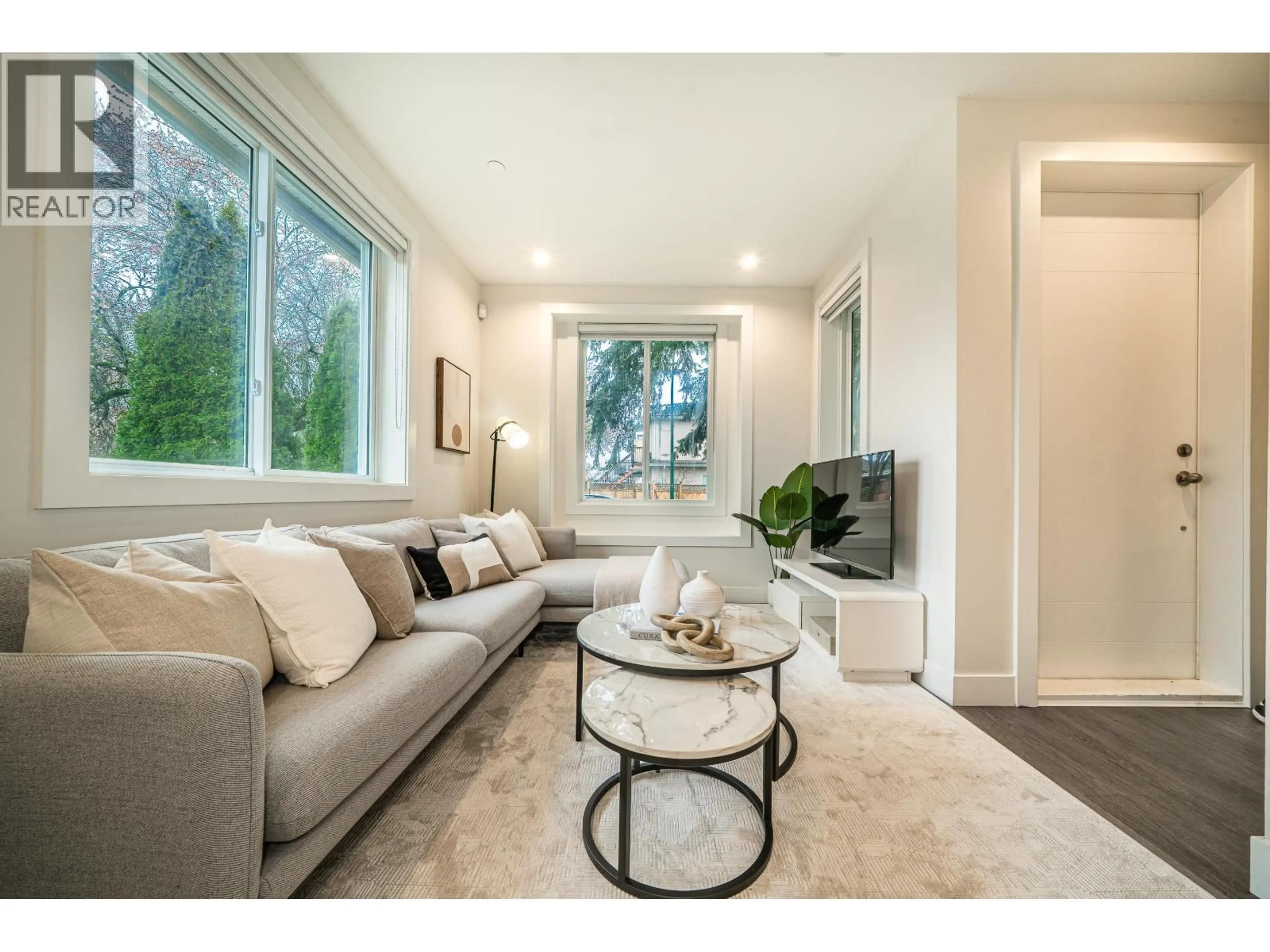 Living room with furniture, unknown for 7261 SHERBROOKE STREET, Vancouver British Columbia V5X1T7