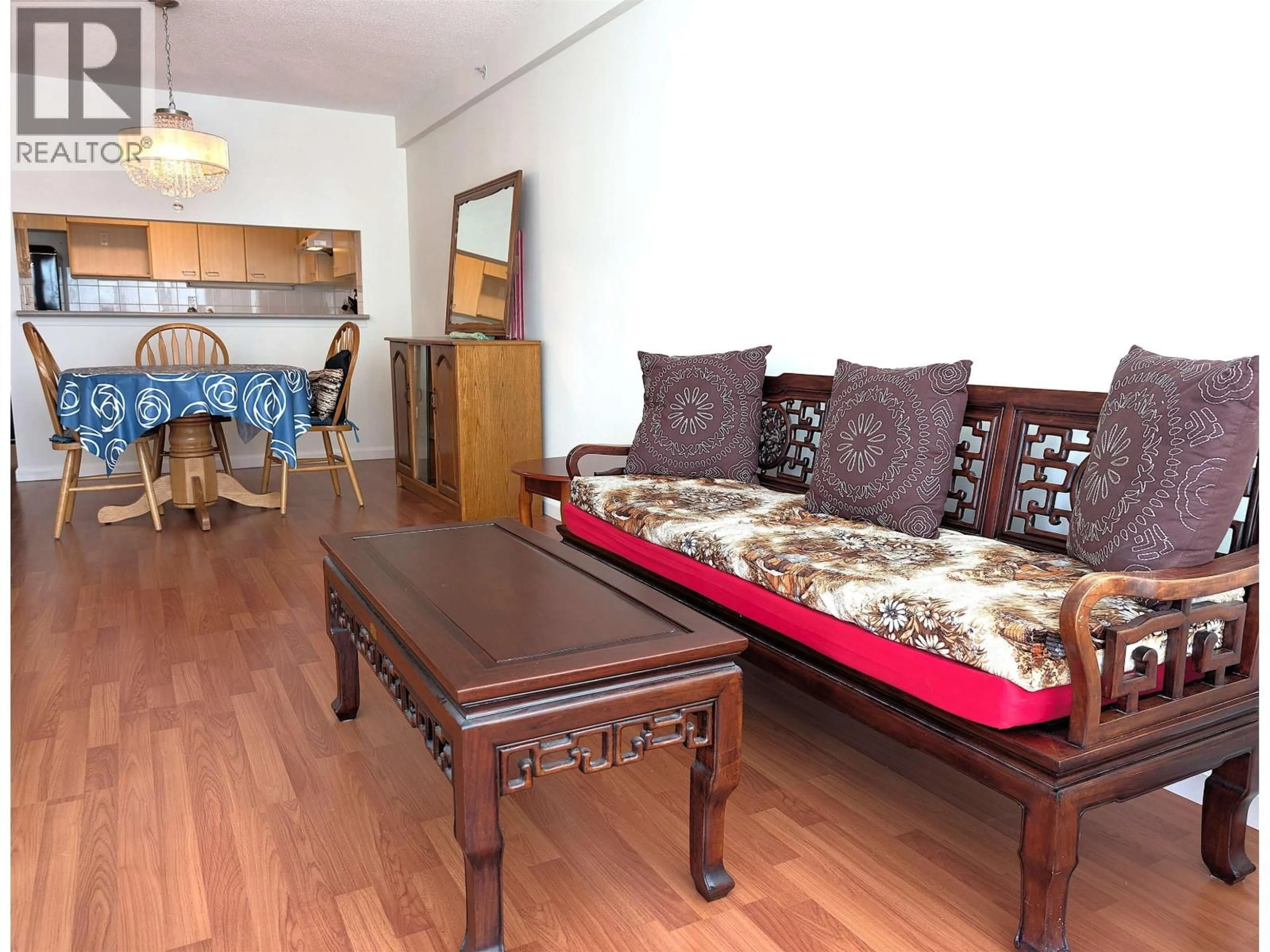 Living room with furniture, wood/laminate floor for 502 - 1148 HEFFLEY CRESCENT, Coquitlam British Columbia V3B8A6