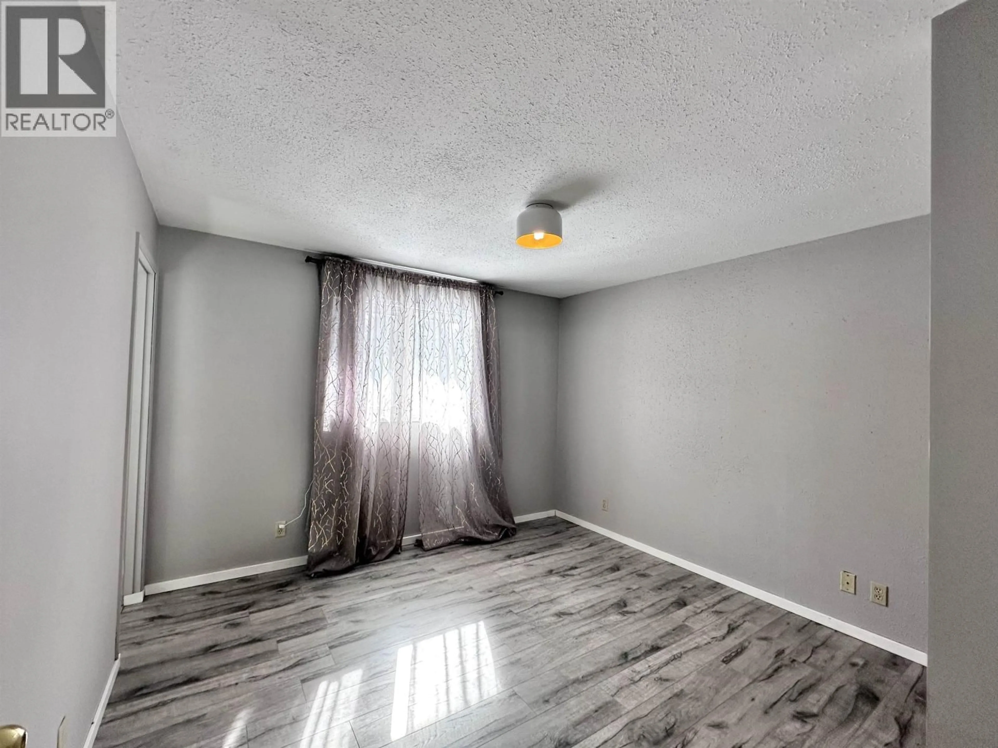 A pic of a room for 1155 14TH AVENUE, Valemount British Columbia V0E2Z0