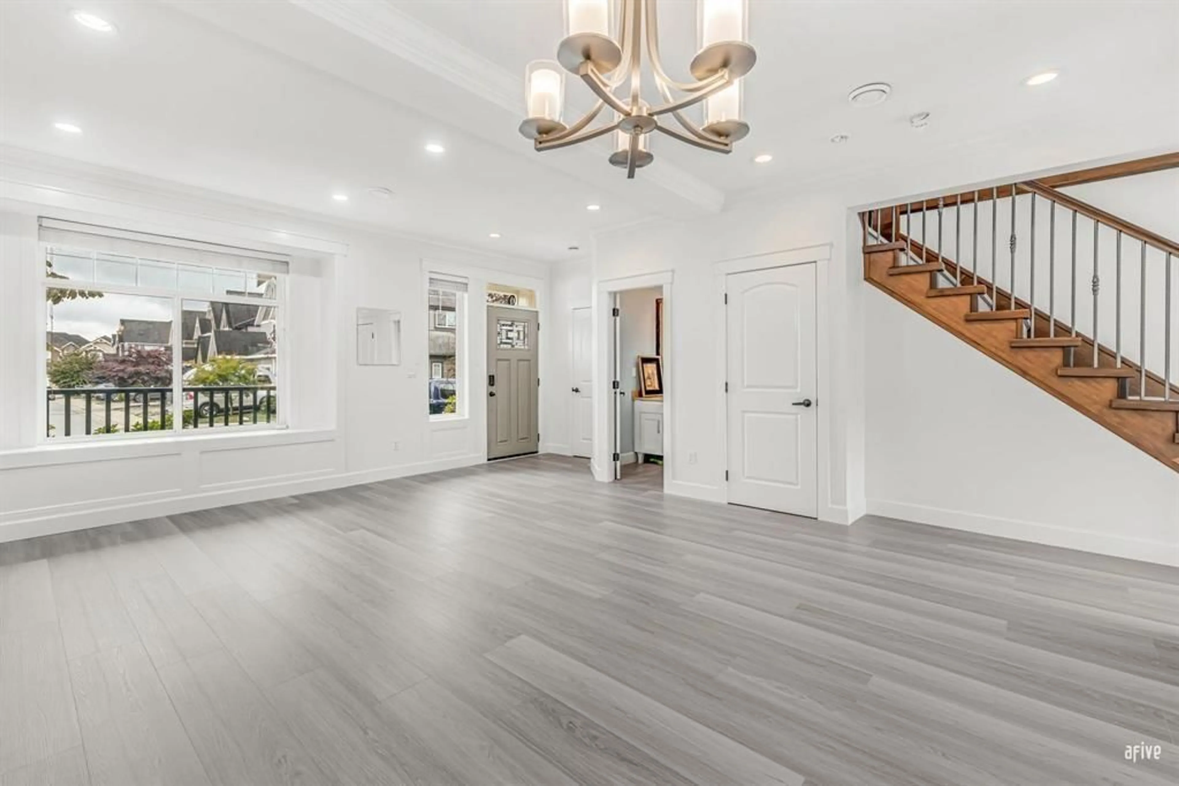 Indoor entryway for 21037 77 AVENUE, Langley British Columbia V2Y0L1
