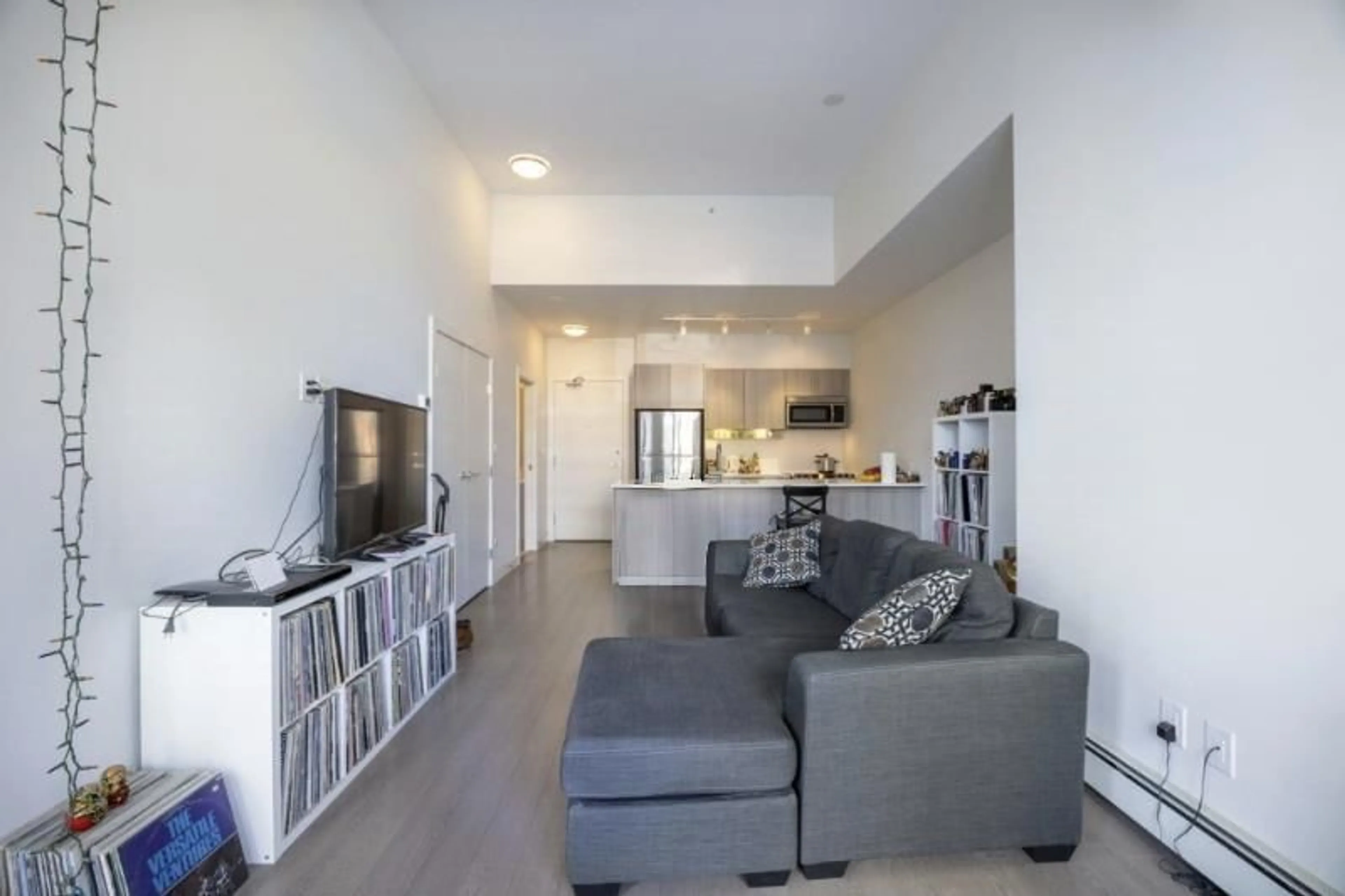 Living room with furniture, unknown for 104 - 13308 CENTRAL AVENUE, Surrey British Columbia V3T0M4