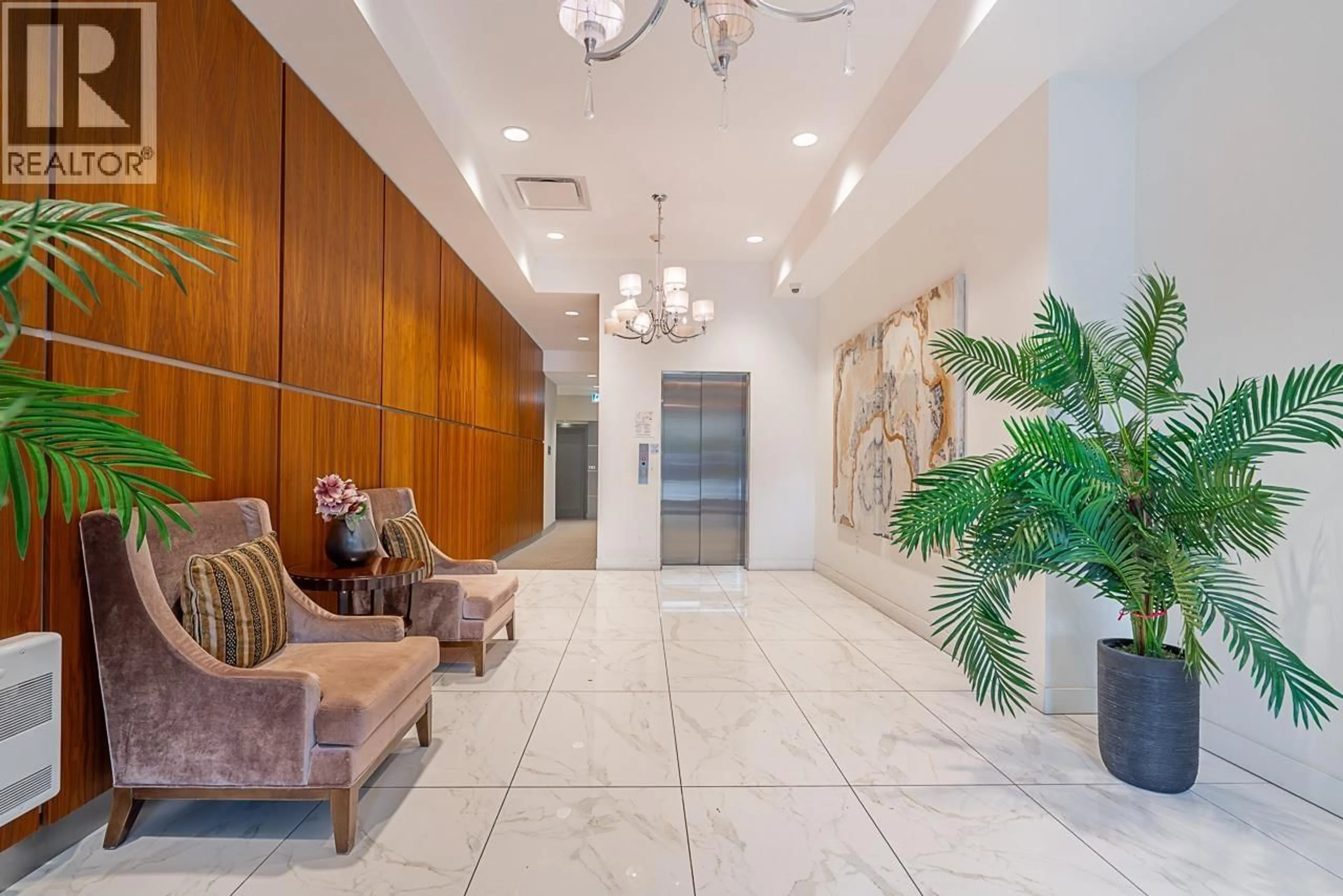 Lobby for 310 - 5325 WEST BOULEVARD, Vancouver British Columbia V6M3W4
