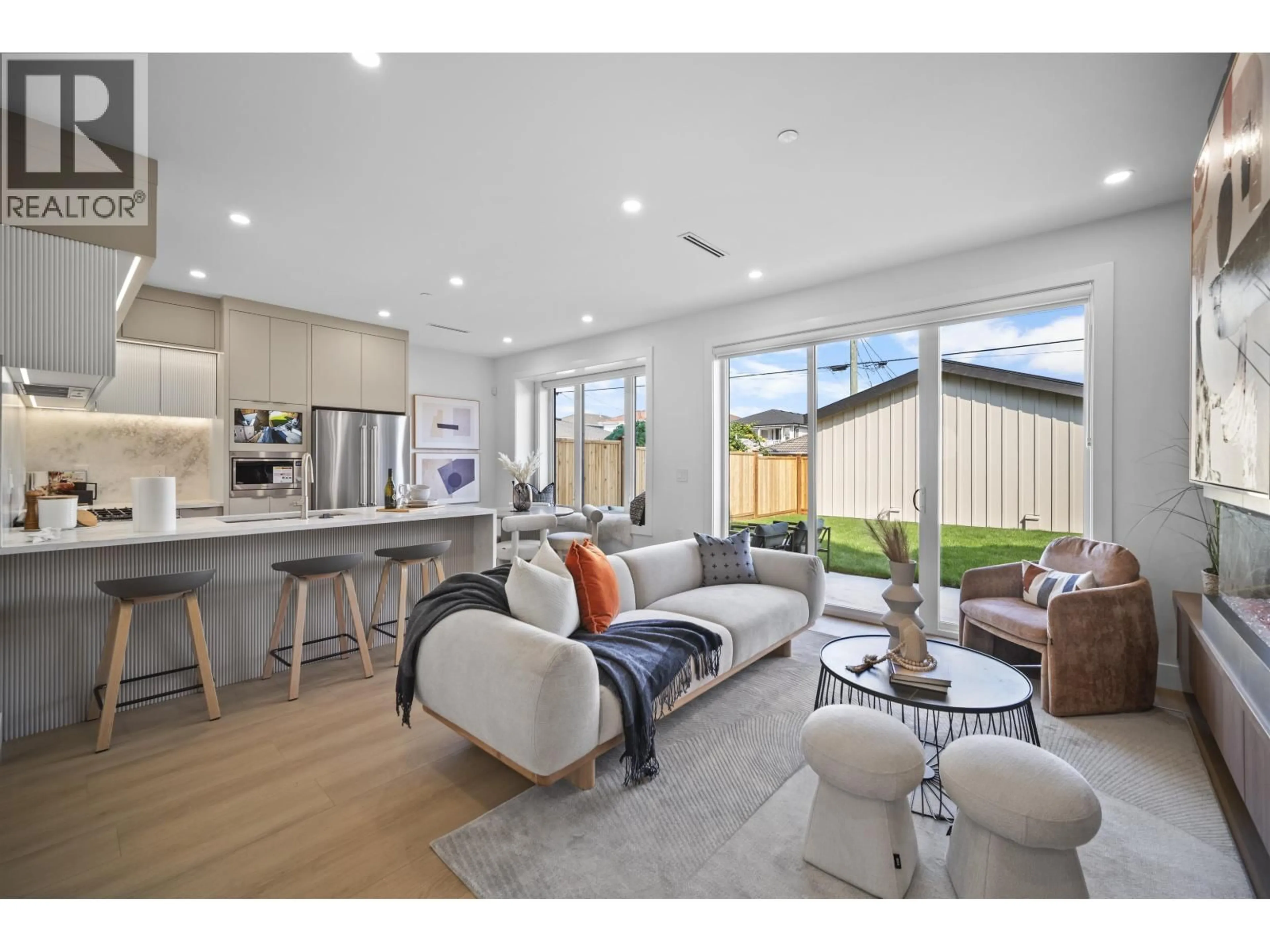 Open concept kitchen, unknown for 2 - 3563 25TH AVENUE, Vancouver British Columbia V5R1K3