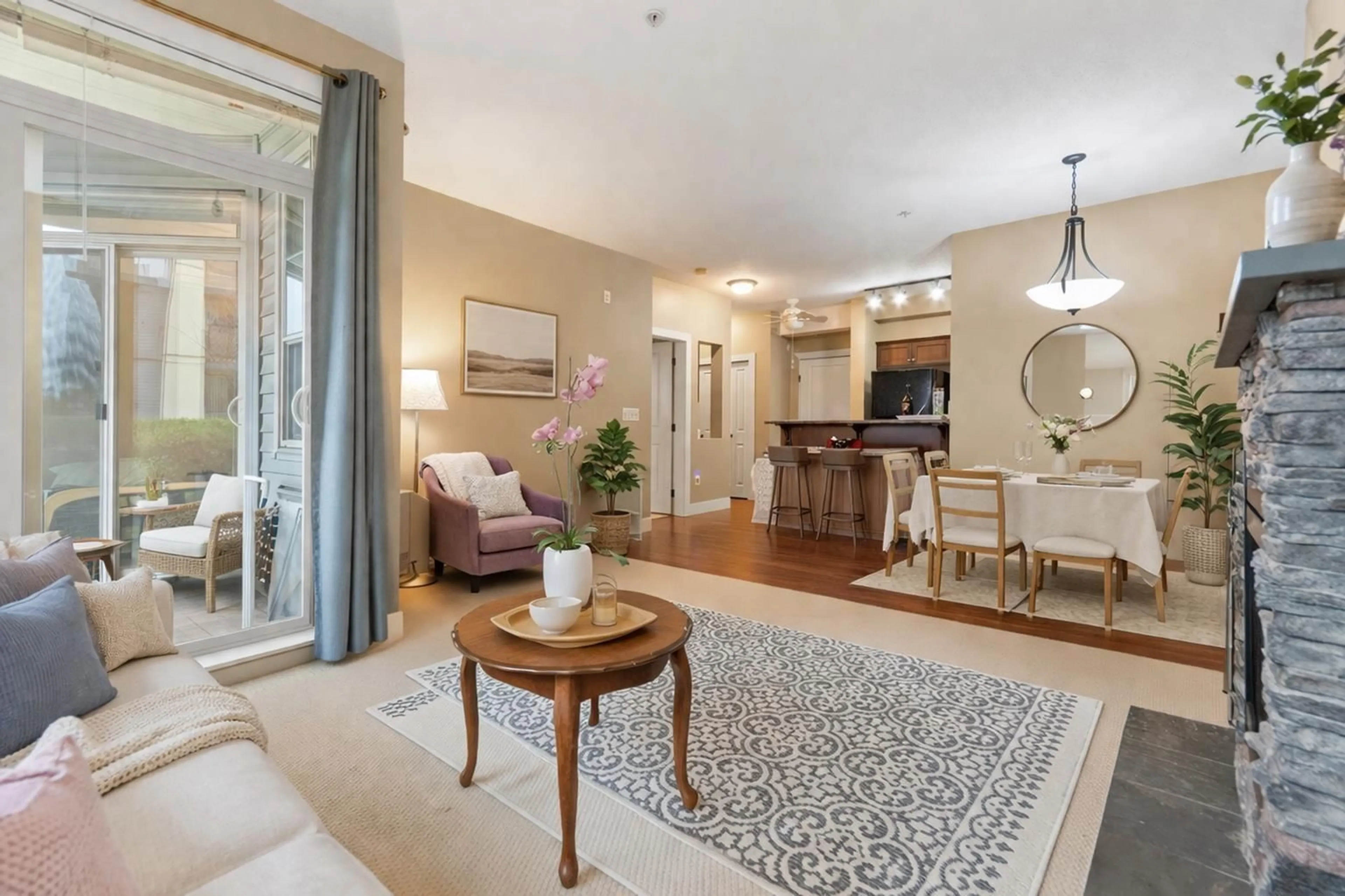 Living room with furniture, unknown for 102 - 9000 BIRCH STREET, Chilliwack British Columbia V2P8G2