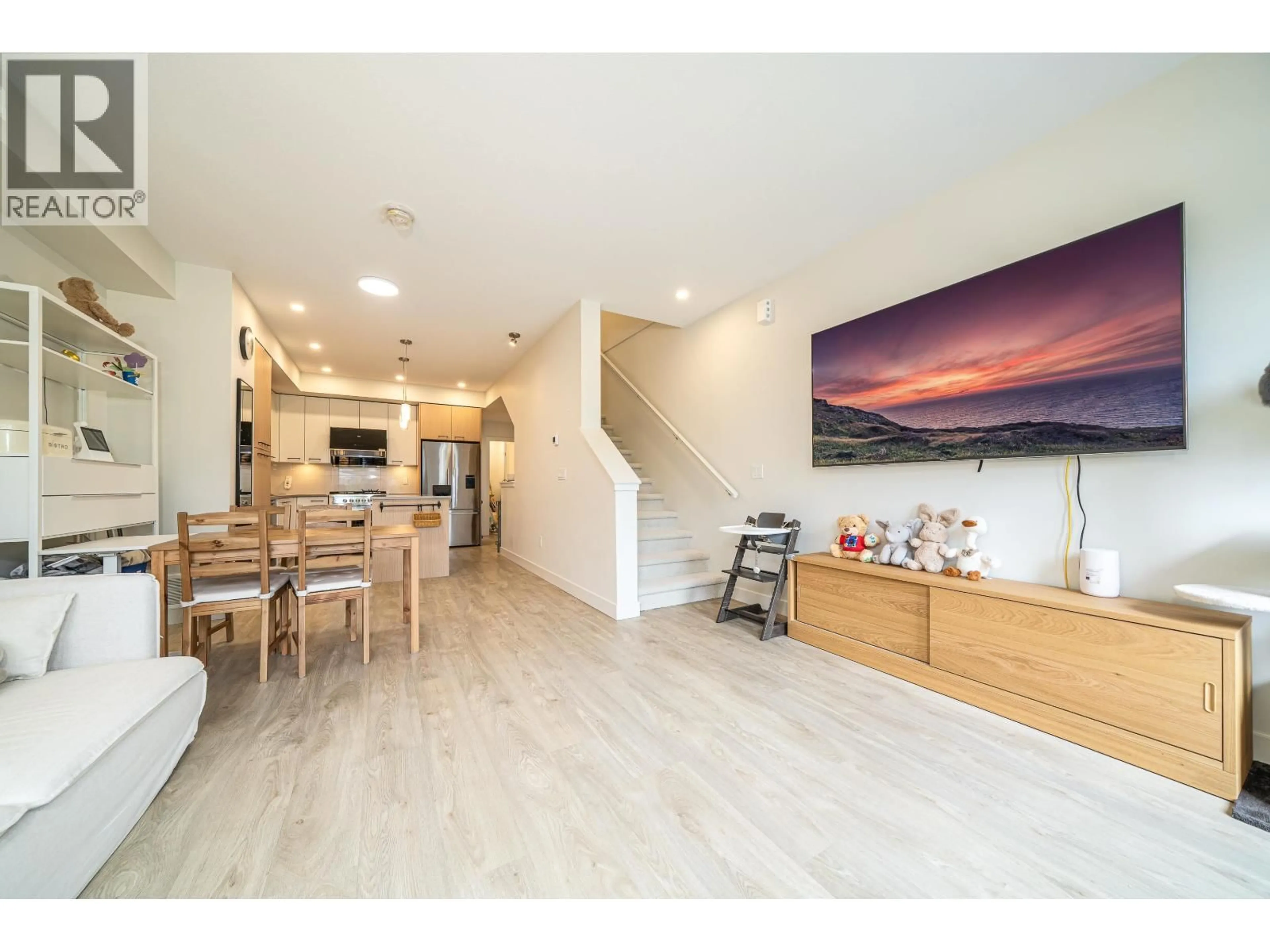 Unknown for 2 - 9399 NO. 2 ROAD, Richmond British Columbia V7E2C9