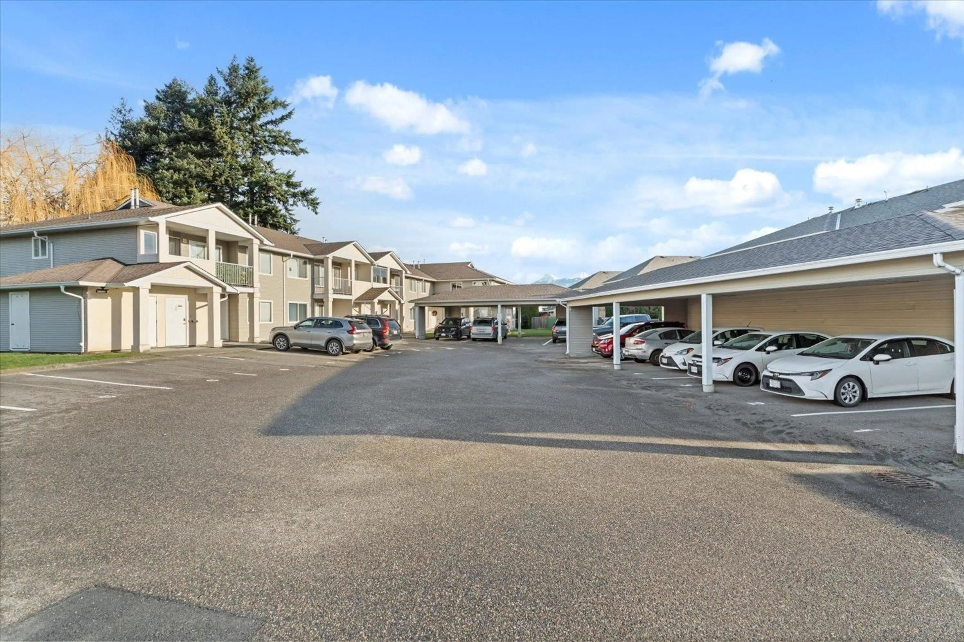 Unknown for 10 - 6480 VEDDER ROAD, Chilliwack British Columbia V2R3Z1