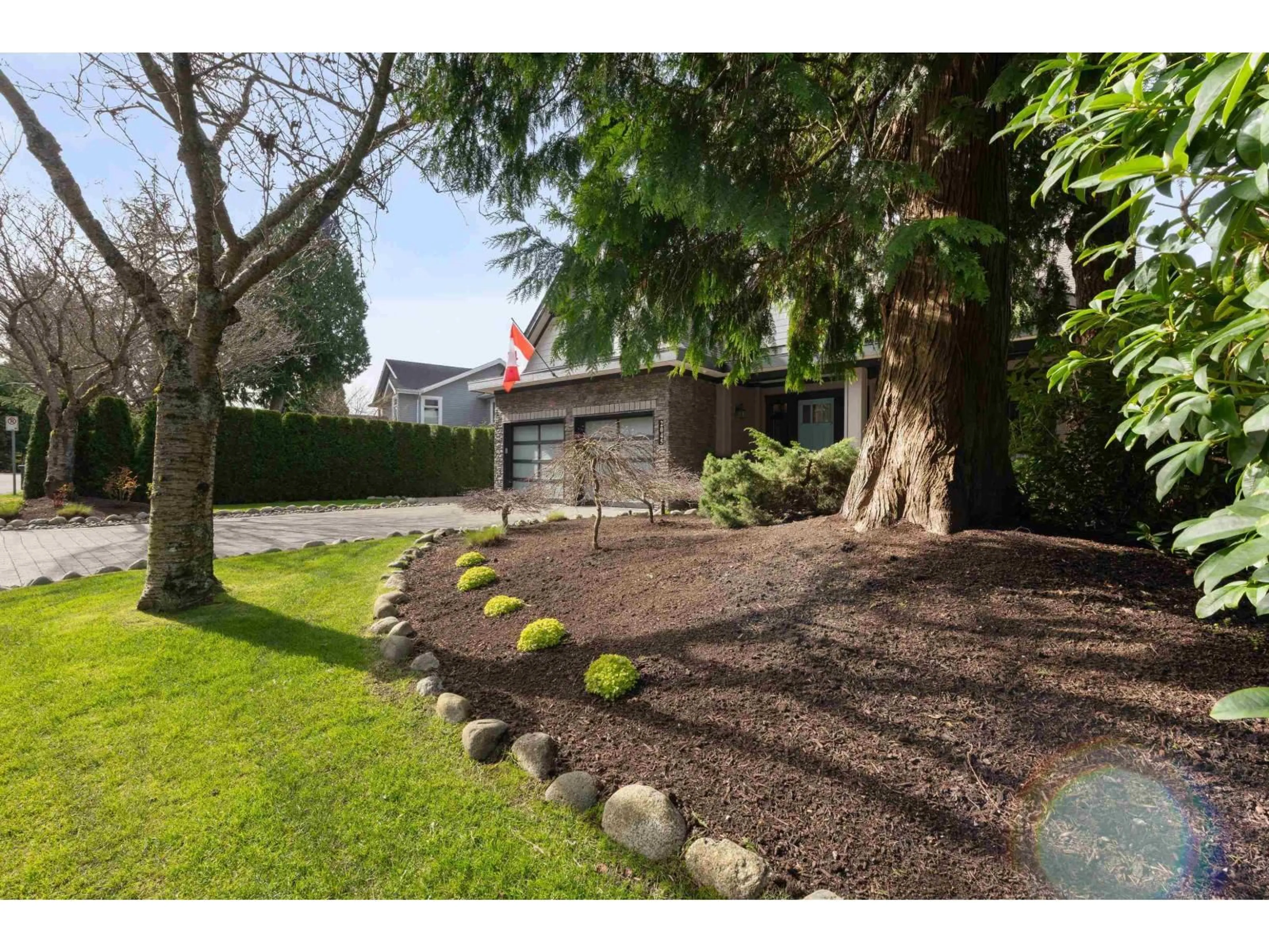 Unknown for 2045 OCEAN FOREST DRIVE, Surrey British Columbia V4A6P1