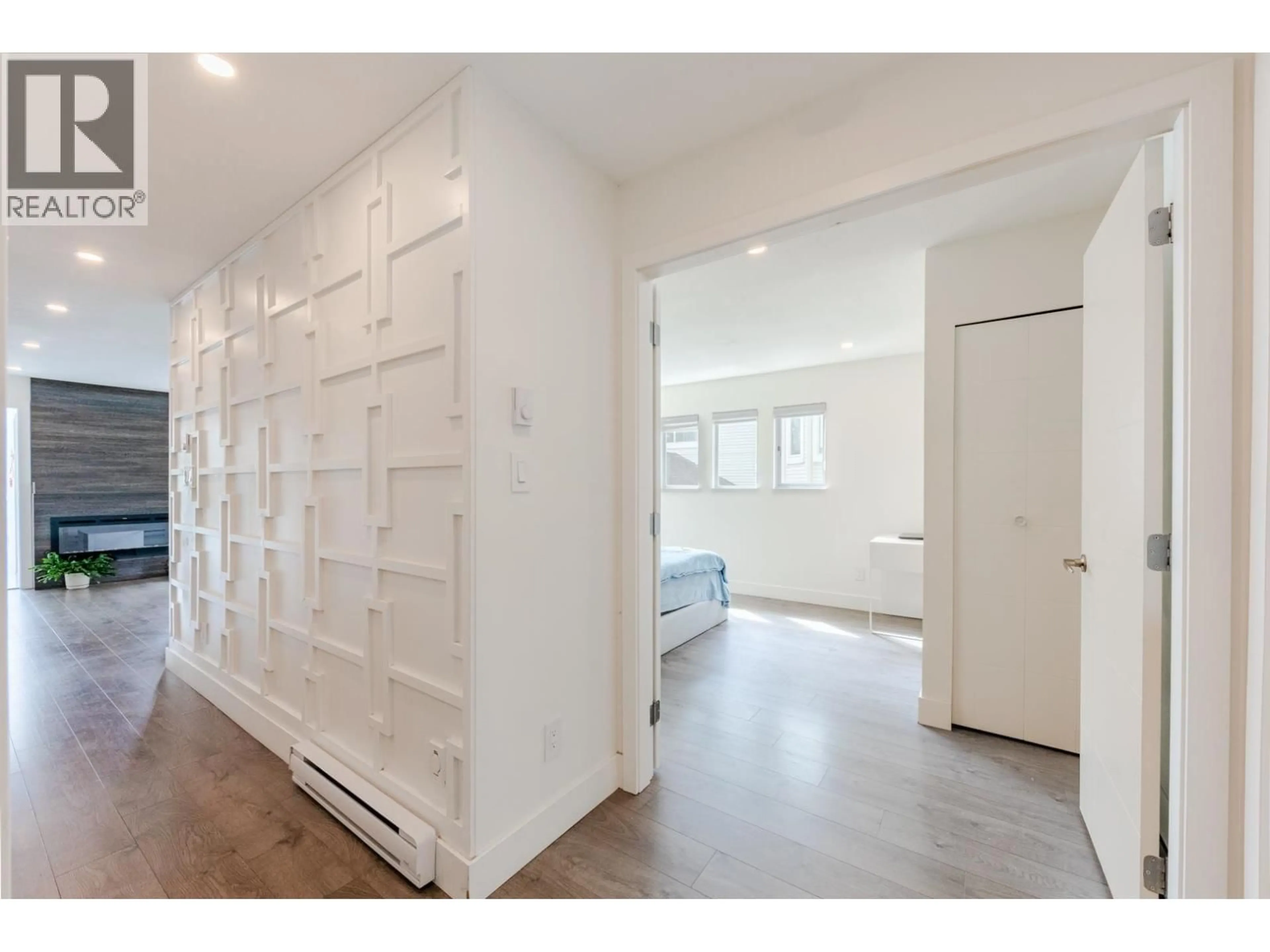 Unknown for 208 - 7620 COLUMBIA STREET, Vancouver British Columbia V5X4S8