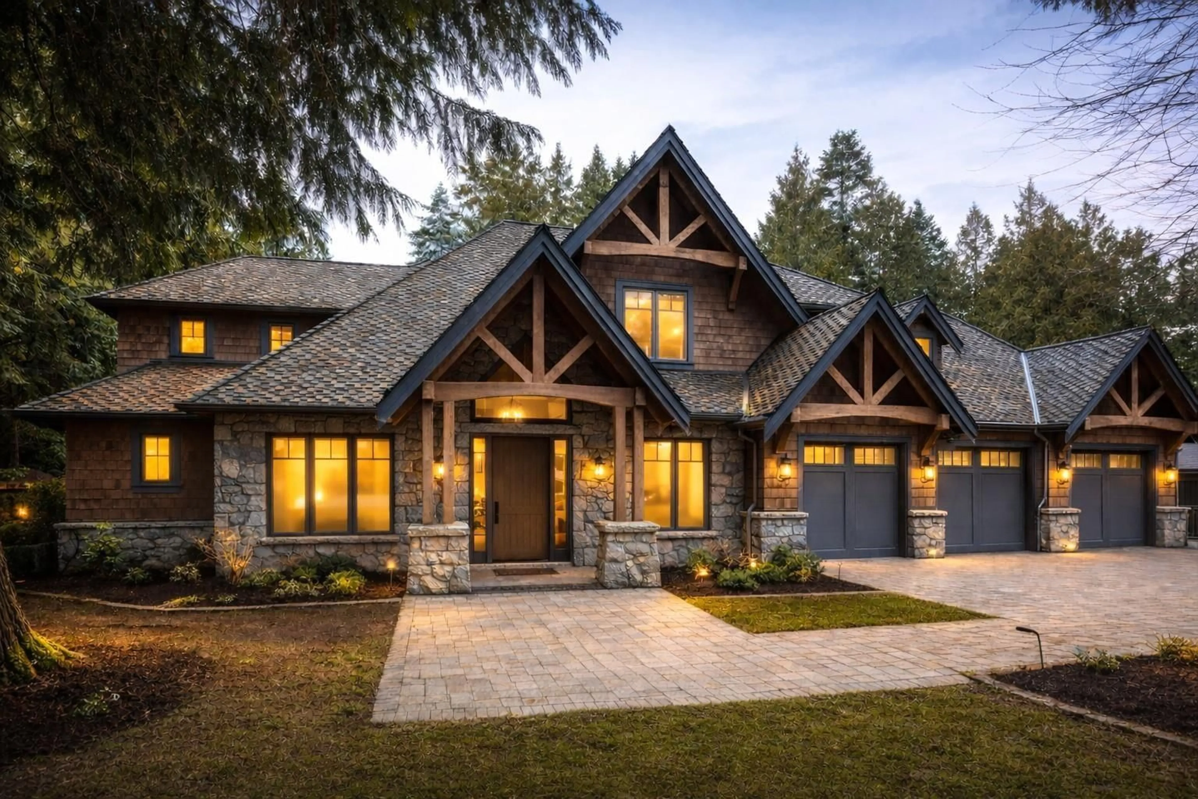 Home with brick exterior material, unknown for 2615 DOGWOOD DRIVE, Surrey British Columbia V4A3K4