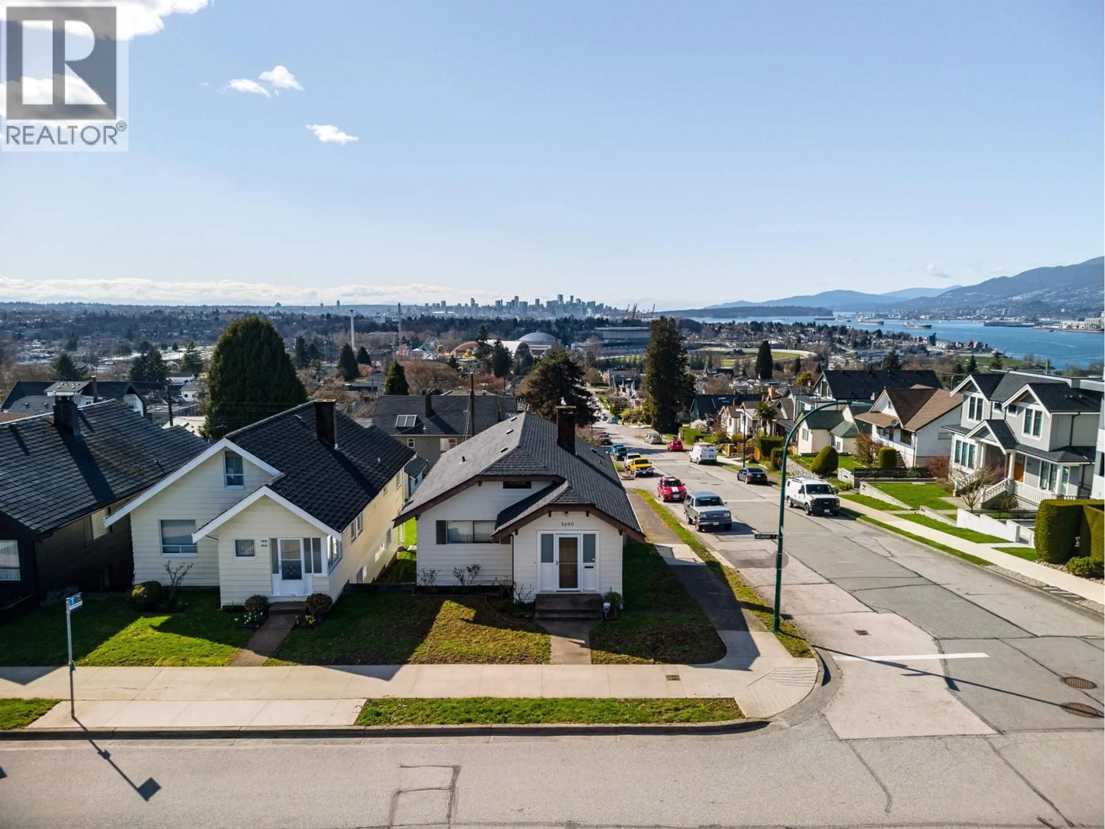 A pic from outside/outdoor area/front of a property/back of a property/a pic from drone, water/lake/river/ocean view for 3690 DUNDAS STREET, Vancouver British Columbia V5K1S4