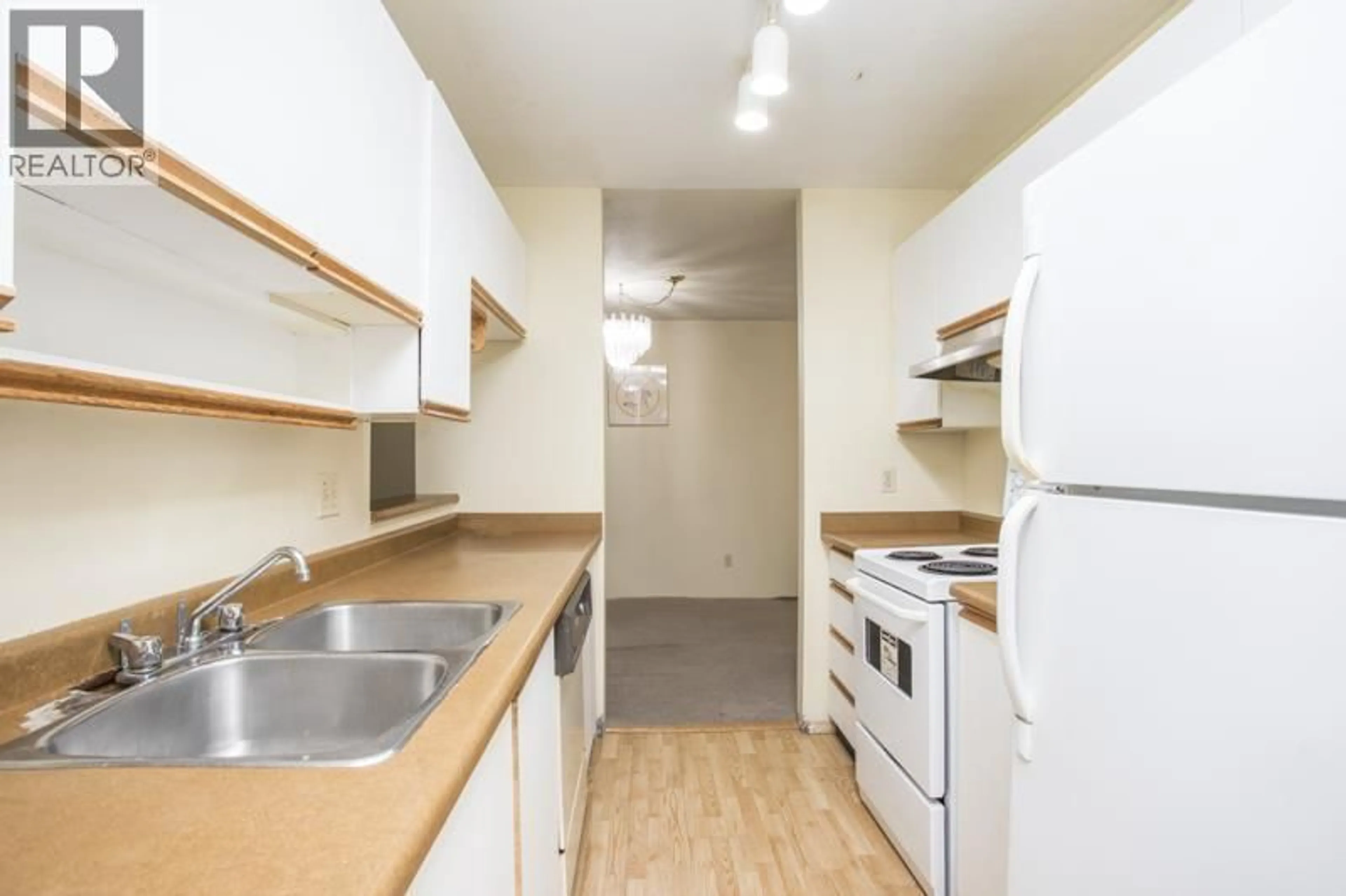 Standard kitchen, unknown for 114 - 7751 MINORU BOULEVARD, Richmond British Columbia V6Y3G7