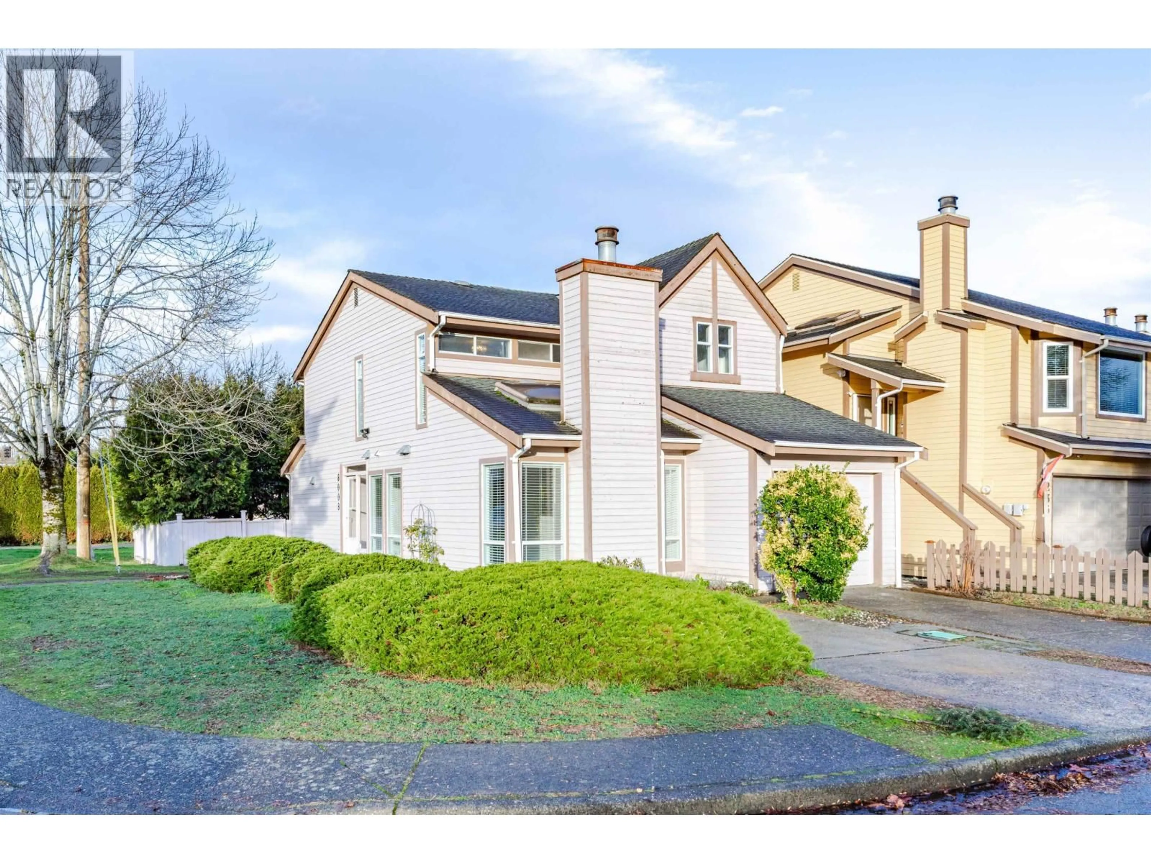 A pic from outside/outdoor area/front of a property/back of a property/a pic from drone, street for 8008 ASH STREET, Richmond British Columbia V6Y3H8