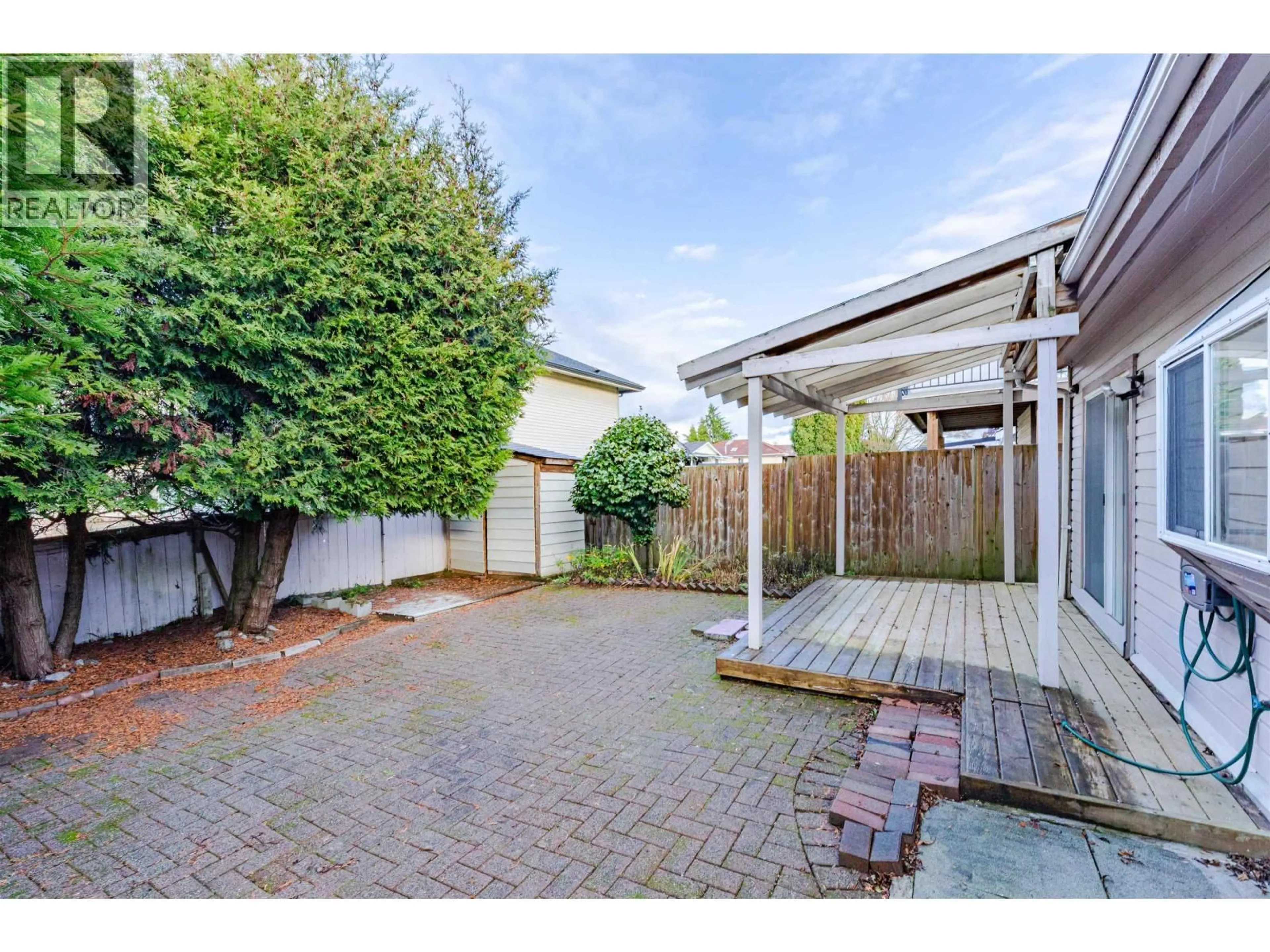 Patio, street for 8008 ASH STREET, Richmond British Columbia V6Y3H8