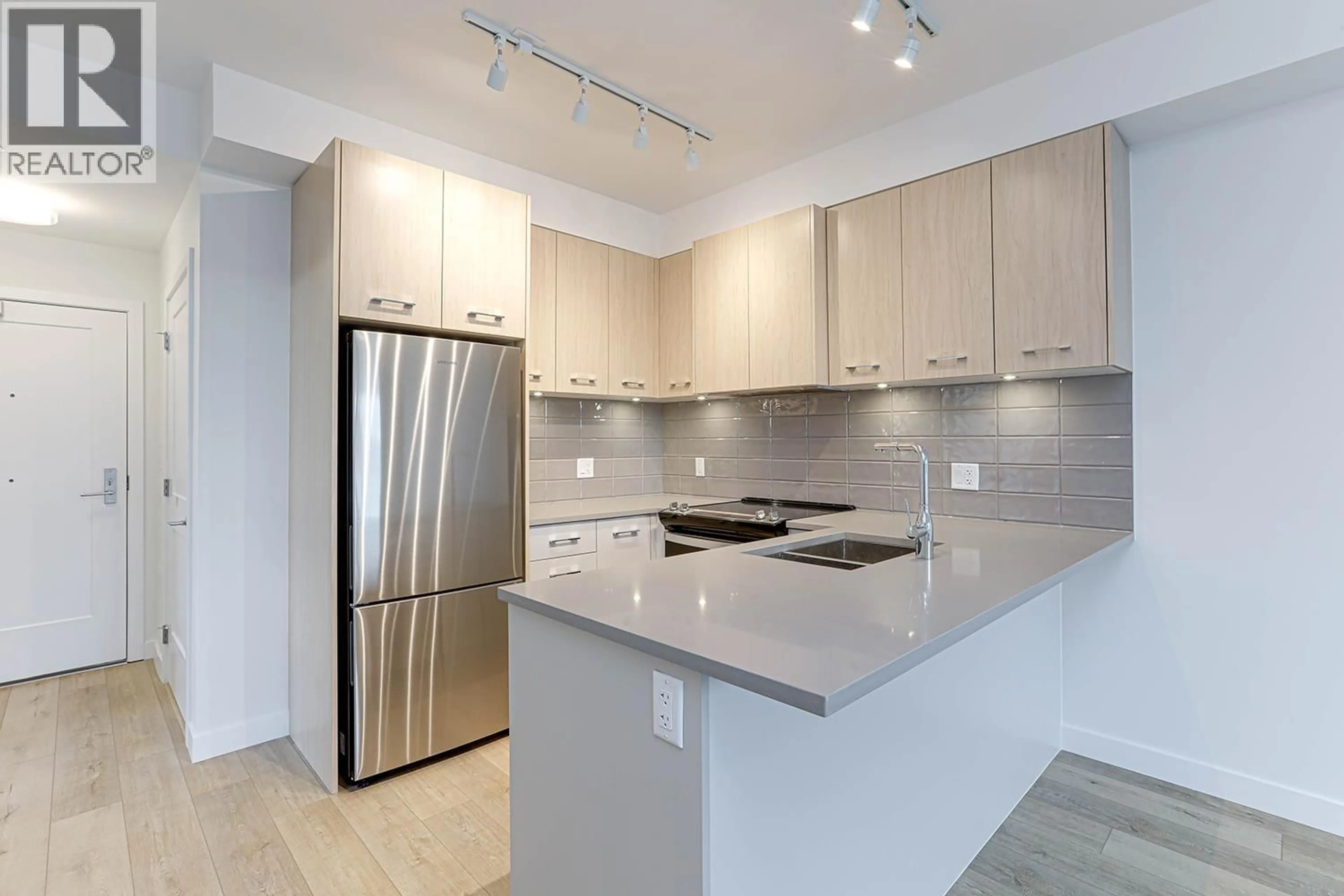 Standard kitchen, unknown for 206 - 4933 CLARENDON STREET, Vancouver British Columbia V5R0J6