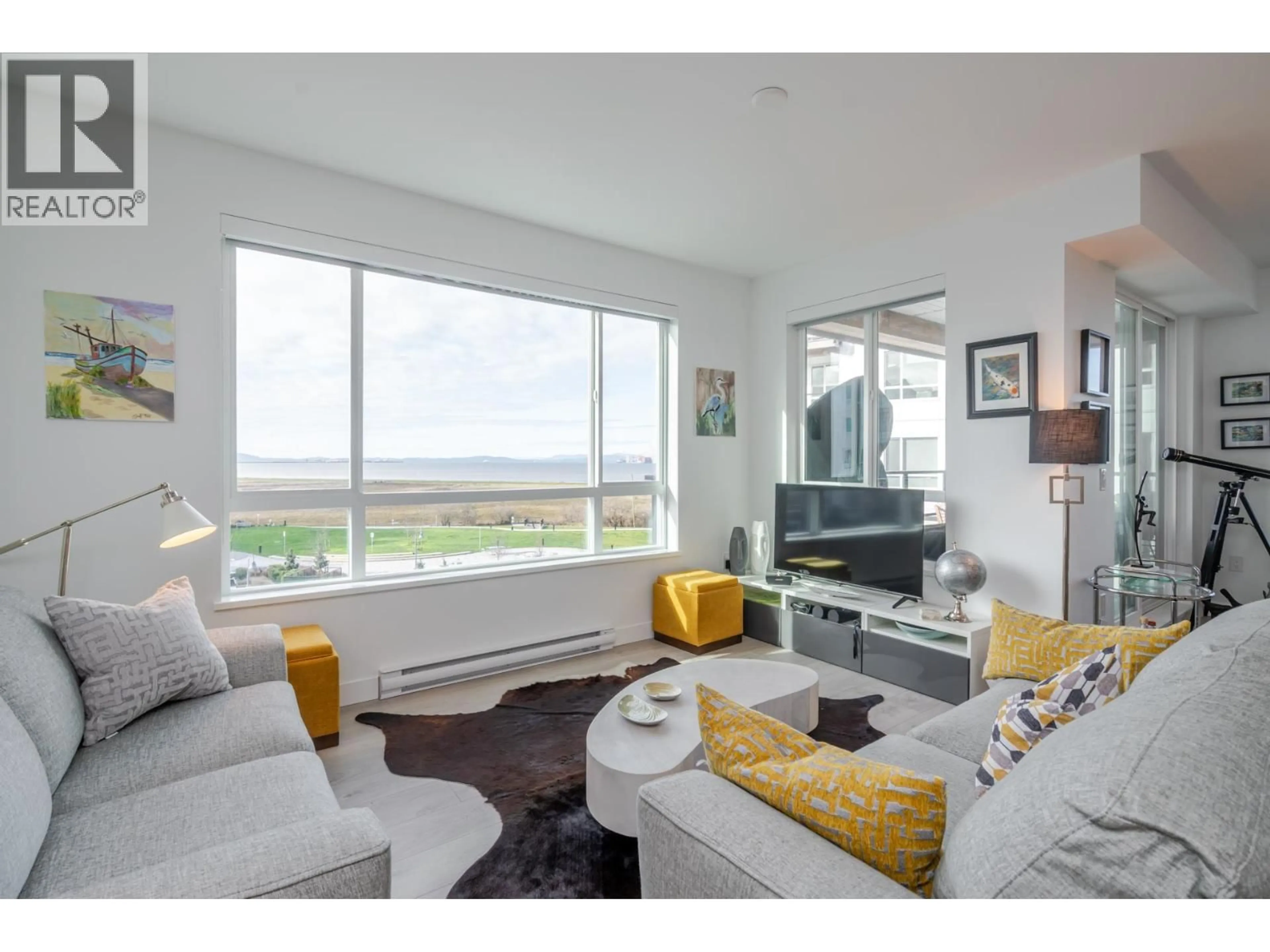 Living room with furniture, unknown for 426 - 2499 RABBIT DRIVE, Delta British Columbia V4M0G4