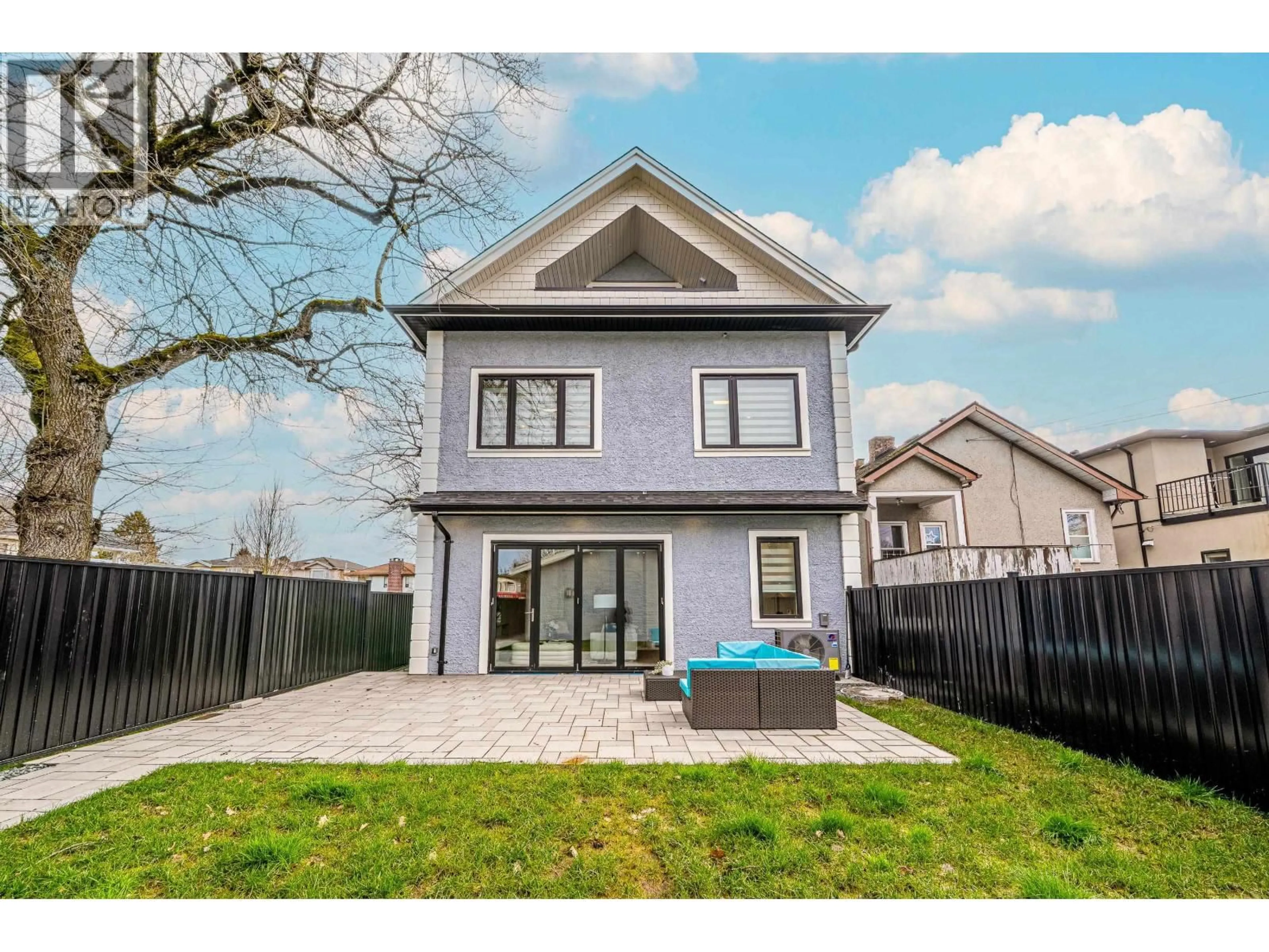 Home with vinyl exterior material, street for 748 47TH AVENUE, Vancouver British Columbia V5W3C4