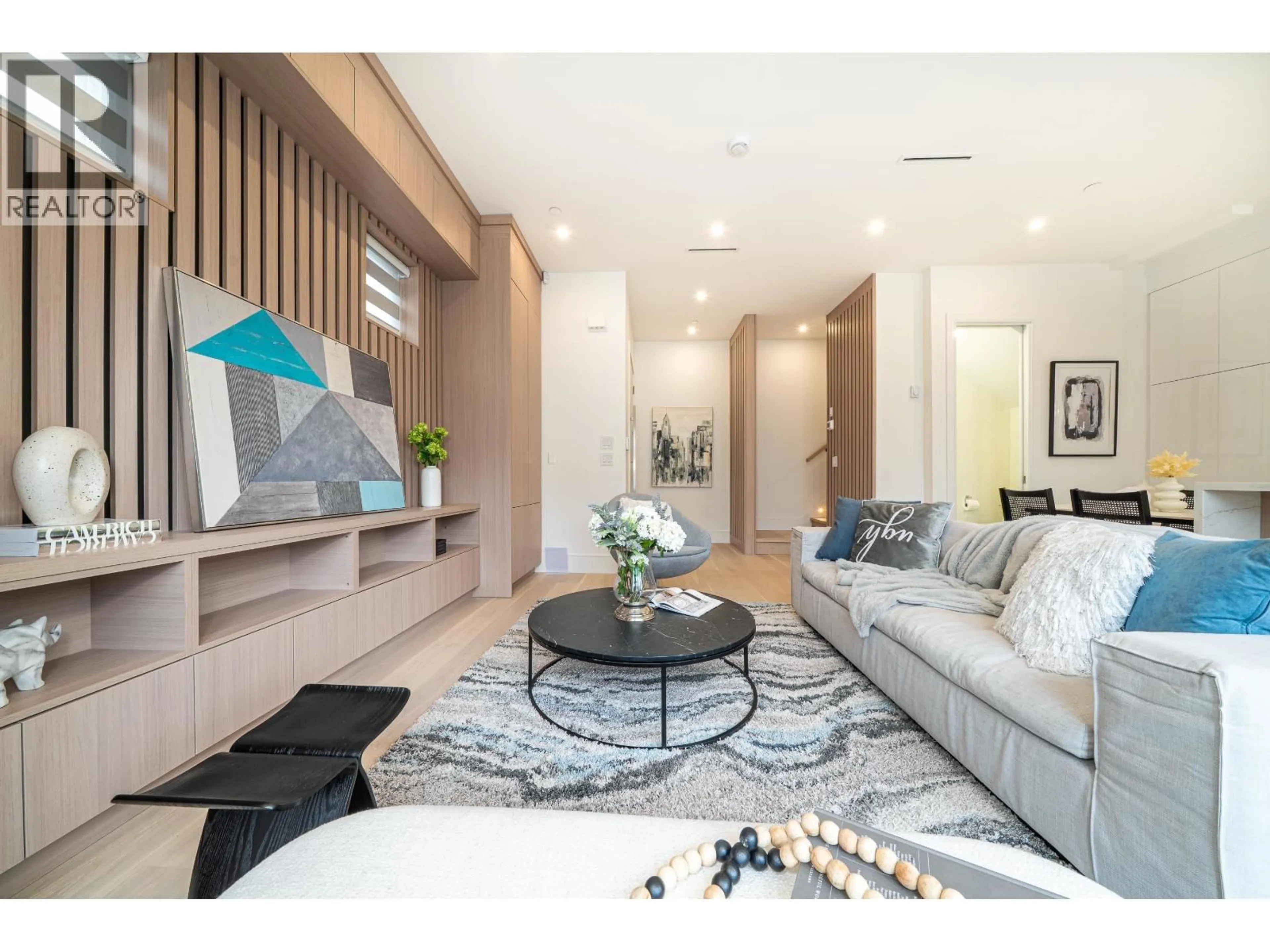 Living room with furniture, unknown for 748 47TH AVENUE, Vancouver British Columbia V5W3C4