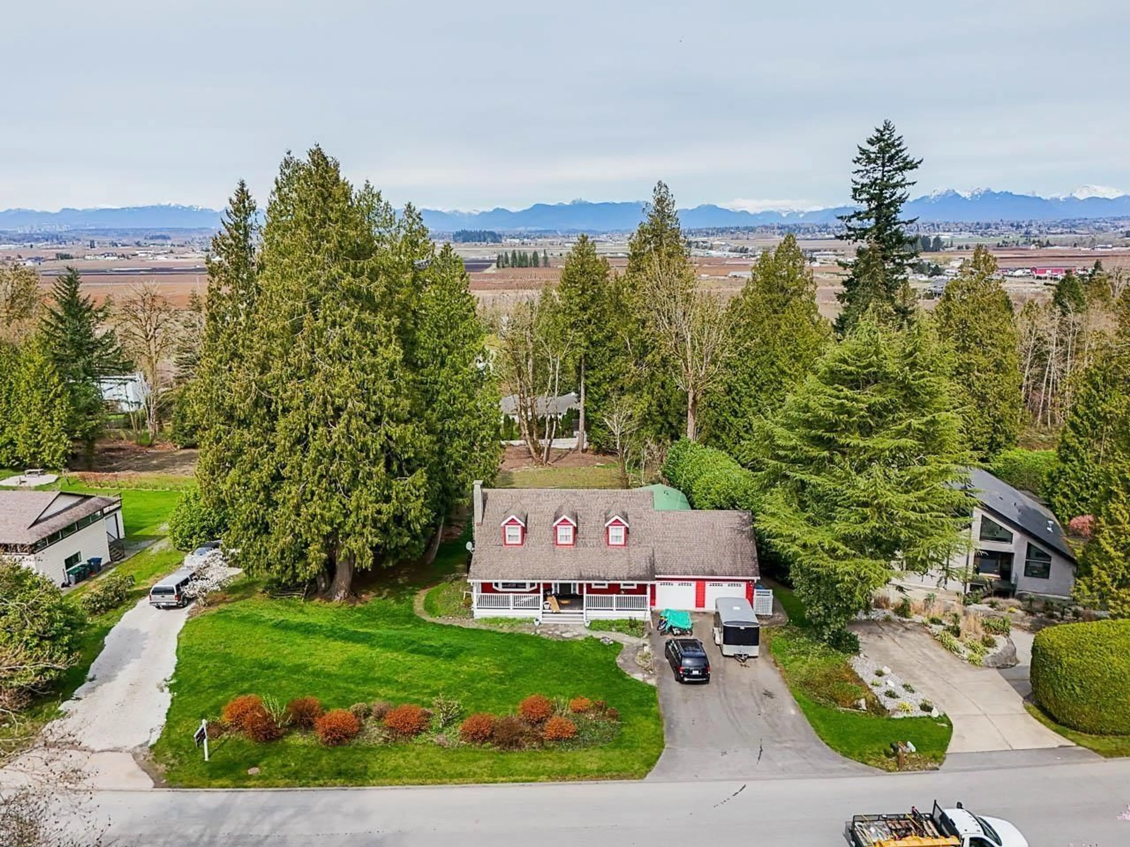 A pic from outside/outdoor area/front of a property/back of a property/a pic from drone, mountain view for 17311 HILLVIEW PLACE, Surrey British Columbia V3Z0C3