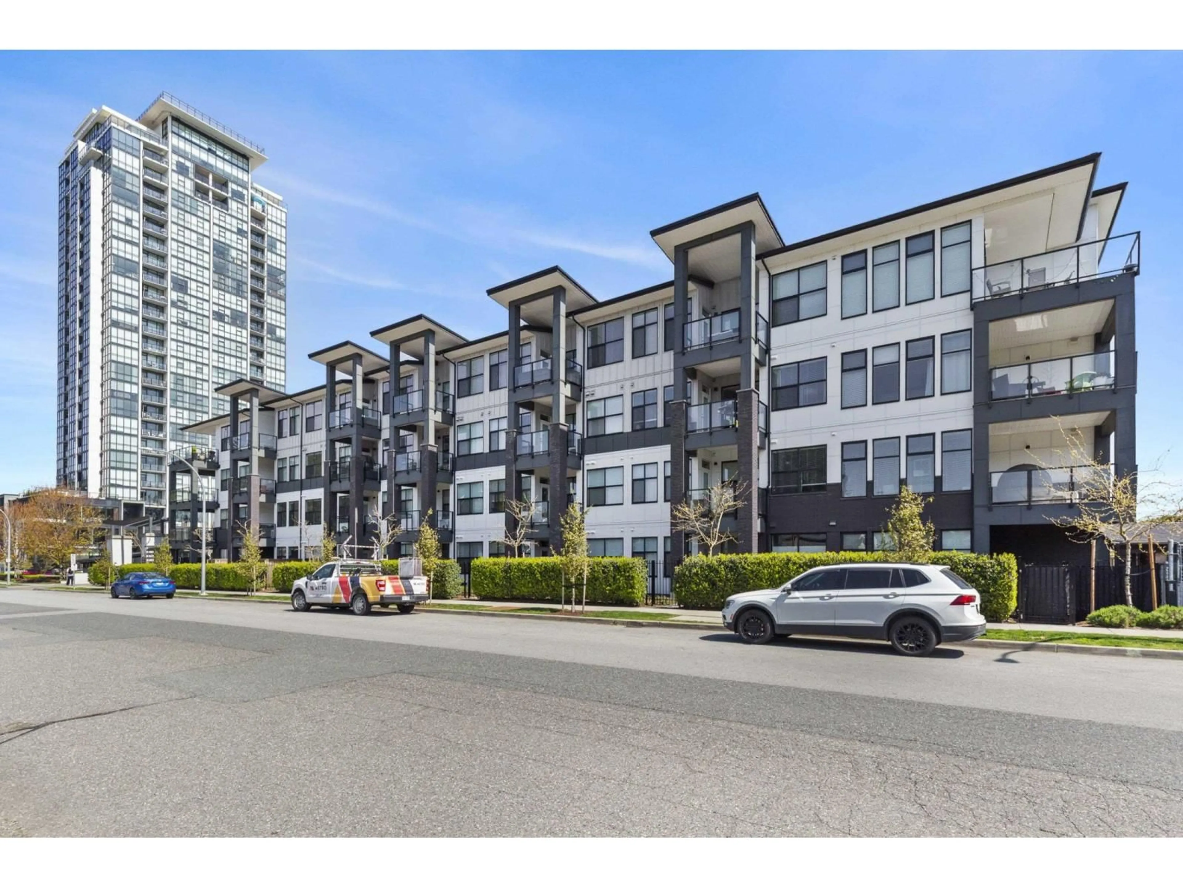 Unknown for 104 - 2120 GLADWIN ROAD, Abbotsford British Columbia V2S0L7