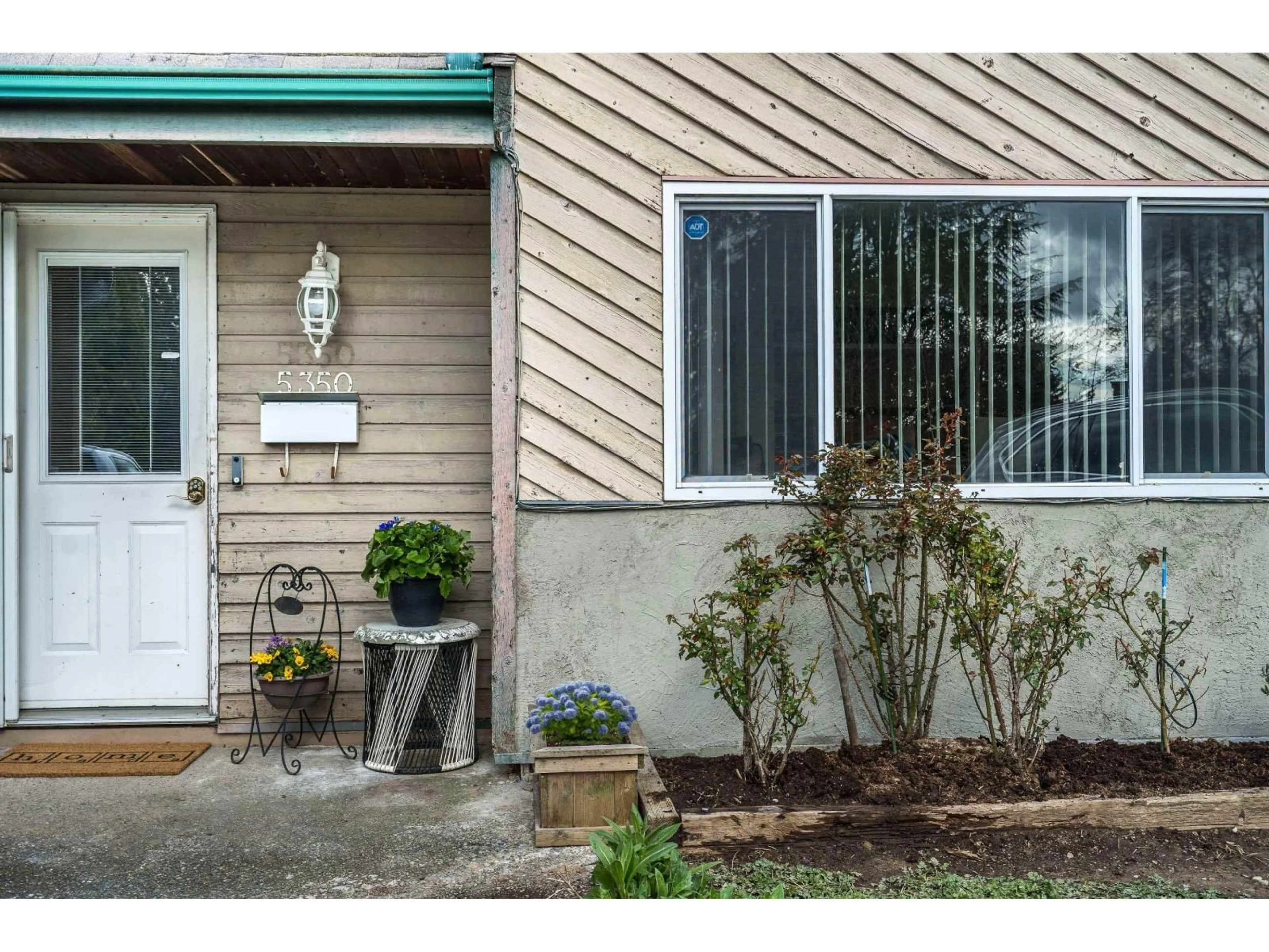 Unknown for 5350 199 STREET, Langley British Columbia V3A6T8