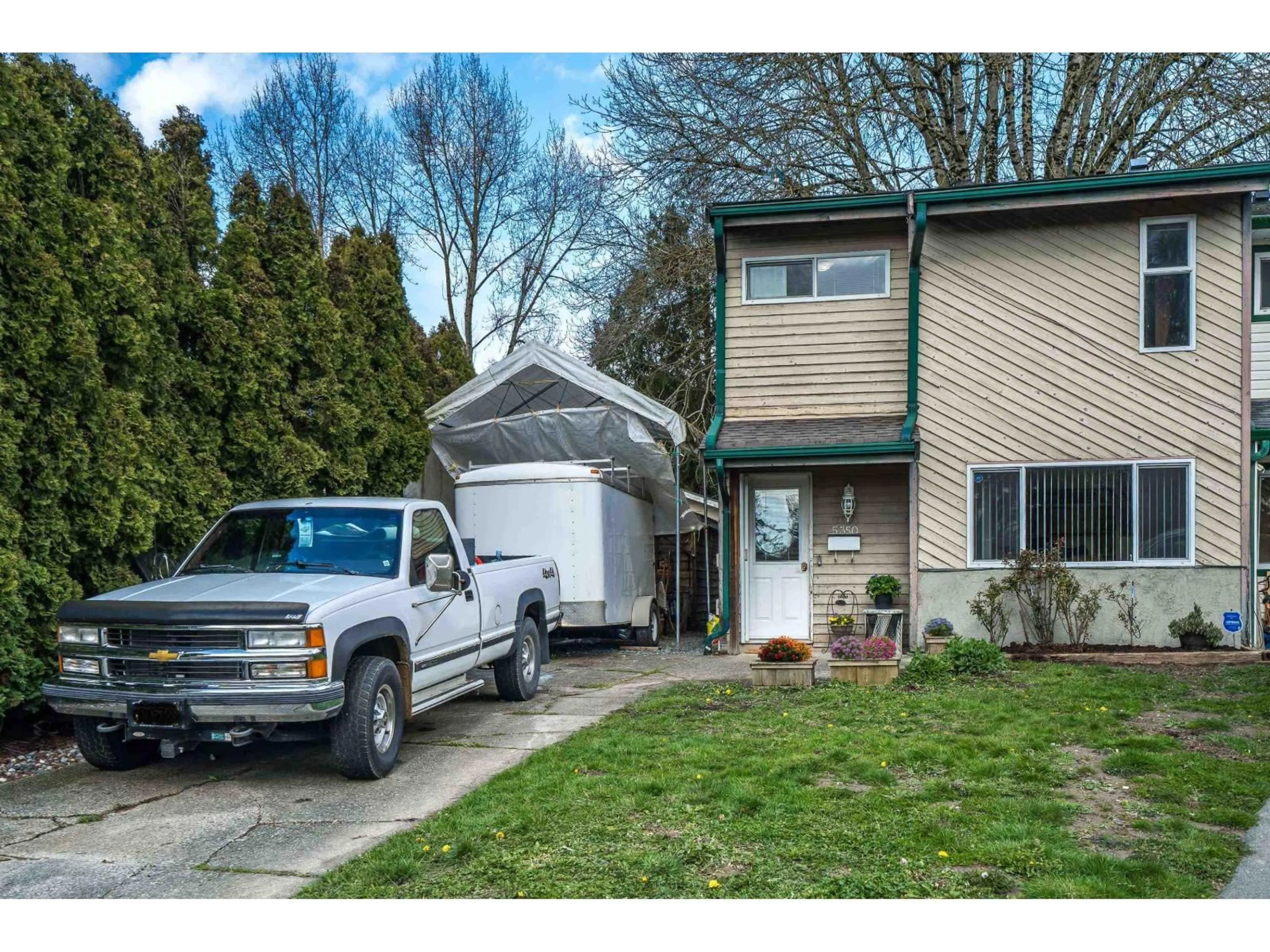 Home with vinyl exterior material, street for 5350 199 STREET, Langley British Columbia V3A6T8