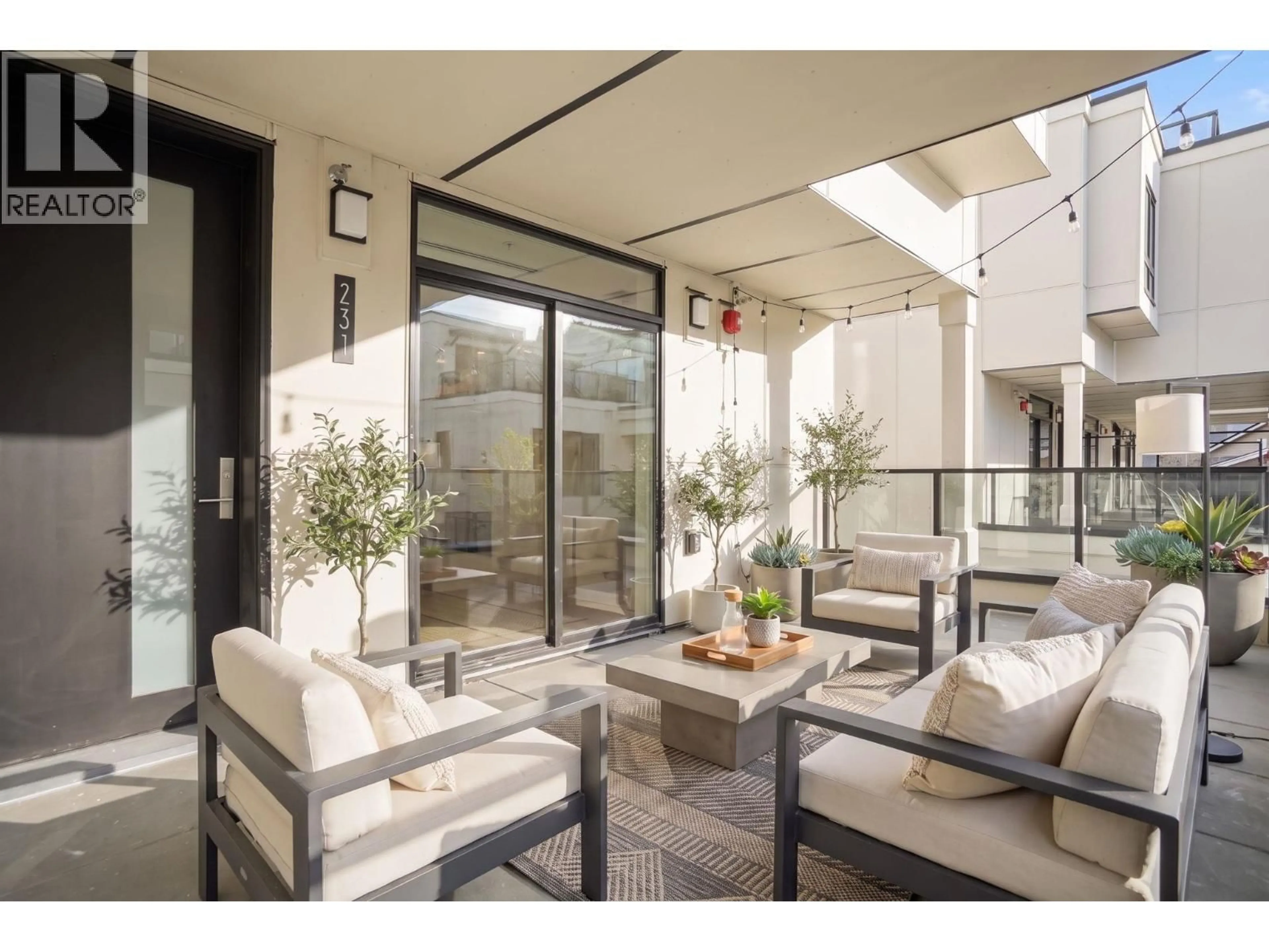 Patio, street for 202 - 578 24 AVENUE, Vancouver British Columbia V5Z2B4