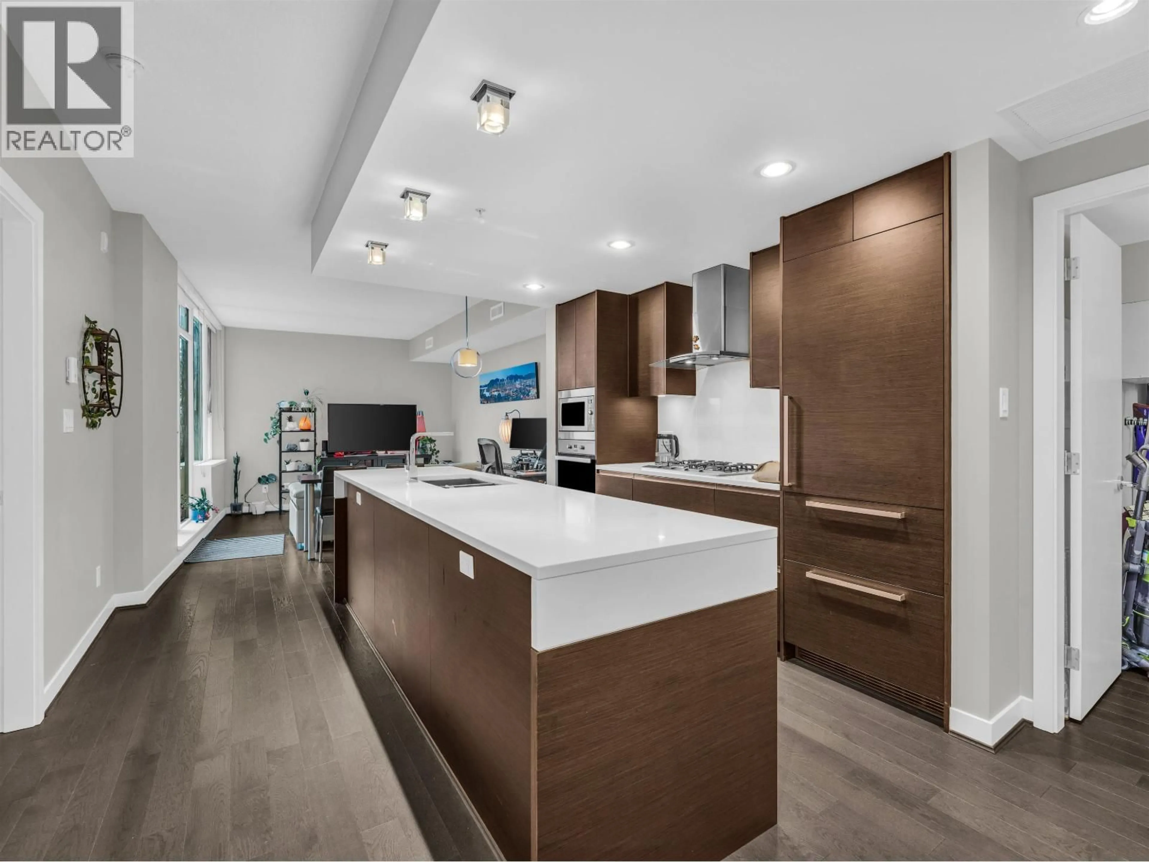 Contemporary kitchen, unknown for 511 - 508 29TH AVENUE, Vancouver British Columbia V5Z0G5