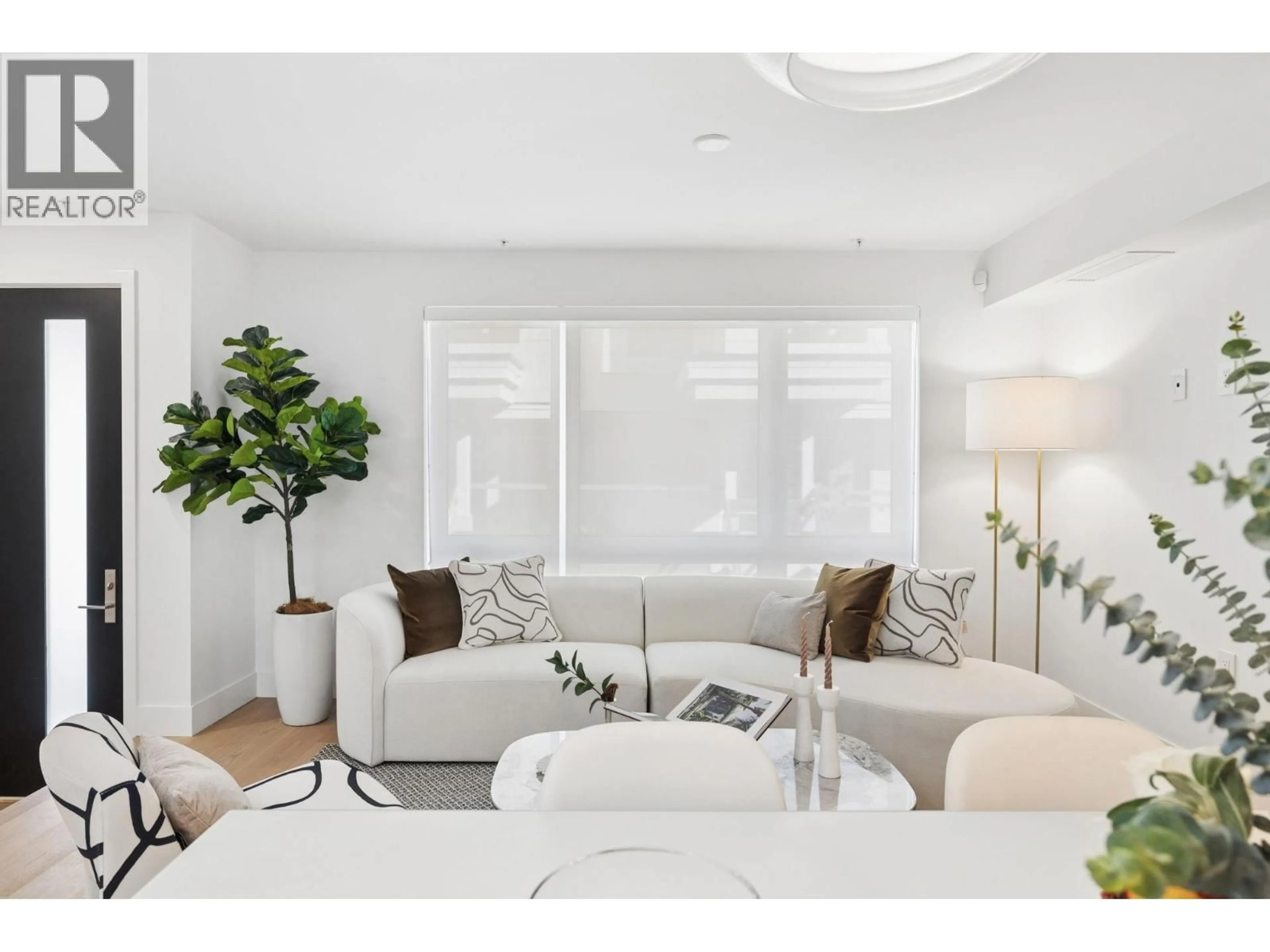 Living room with furniture, unknown for 122 - 578 24 AVENUE, Vancouver British Columbia V5Z2B4