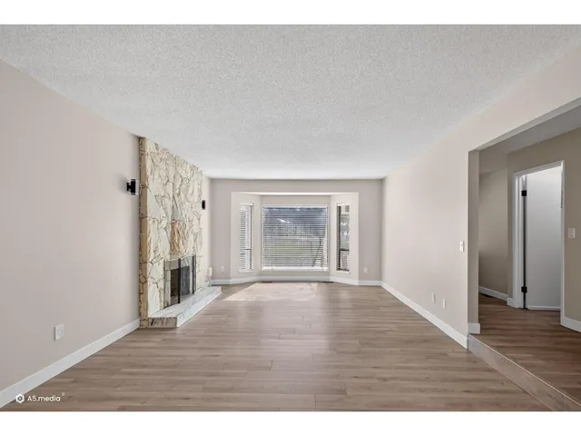14085 114A AVENUE, Surrey 4