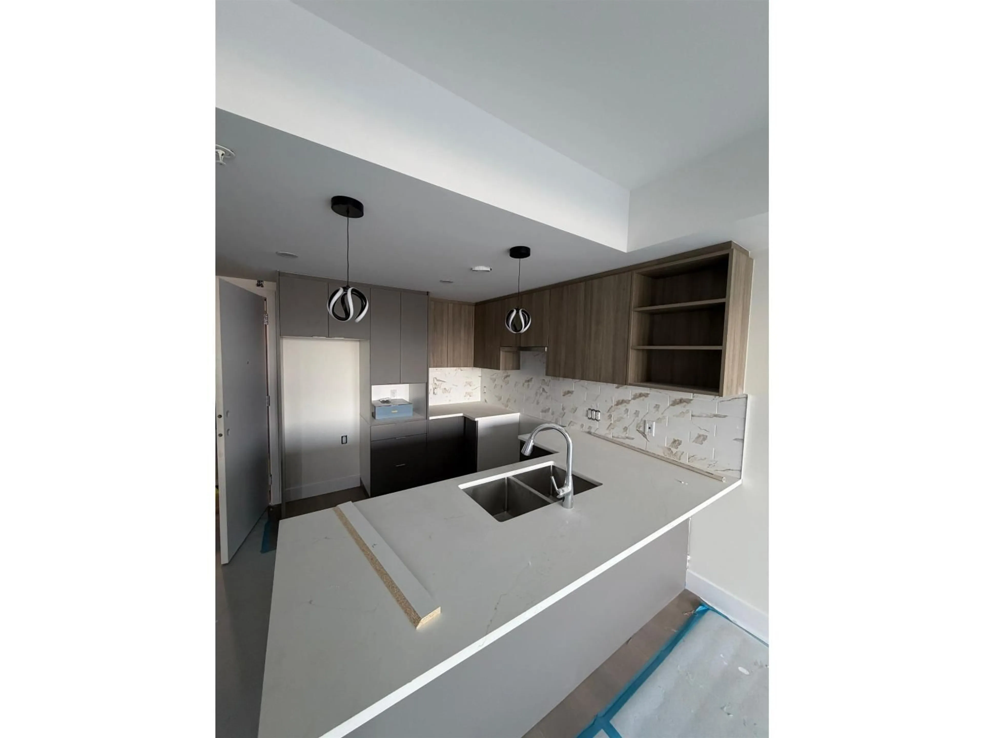 Open concept kitchen, unknown for 114 - 15739 FRASER HIGHWAY, Surrey British Columbia V4N6Y4