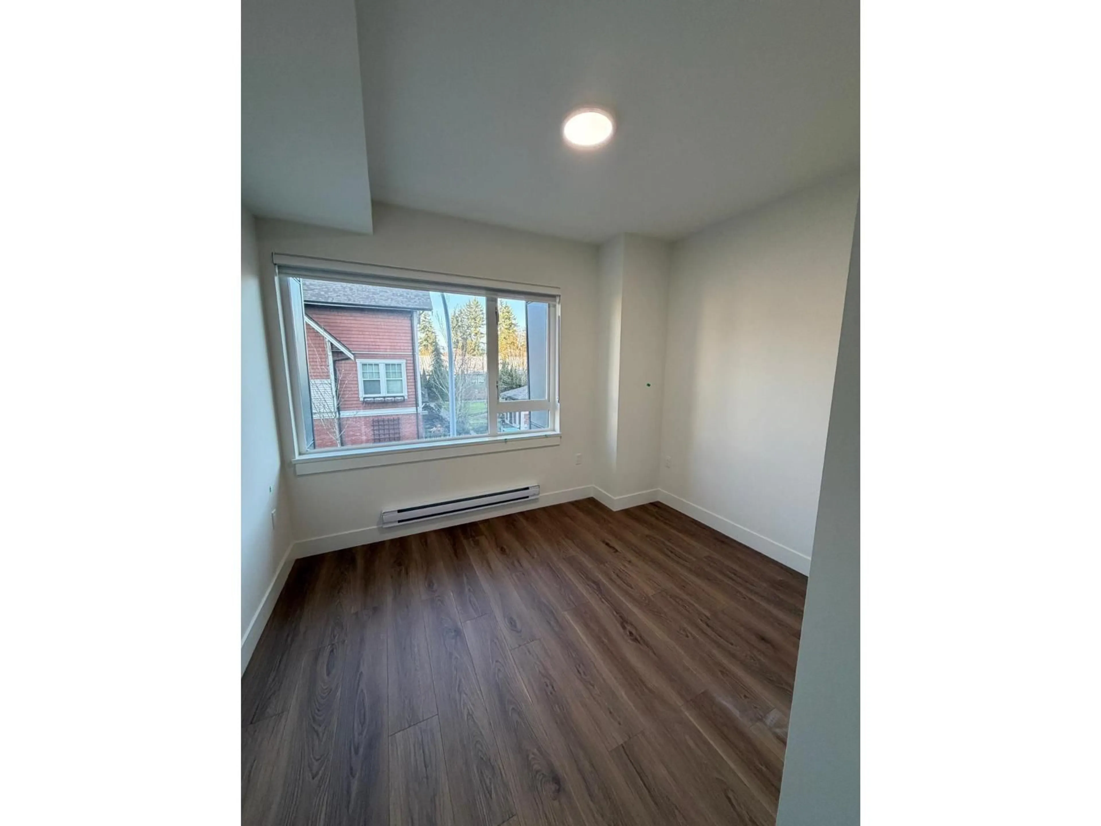 A pic of a room for 114 - 15739 FRASER HIGHWAY, Surrey British Columbia V4N6Y4