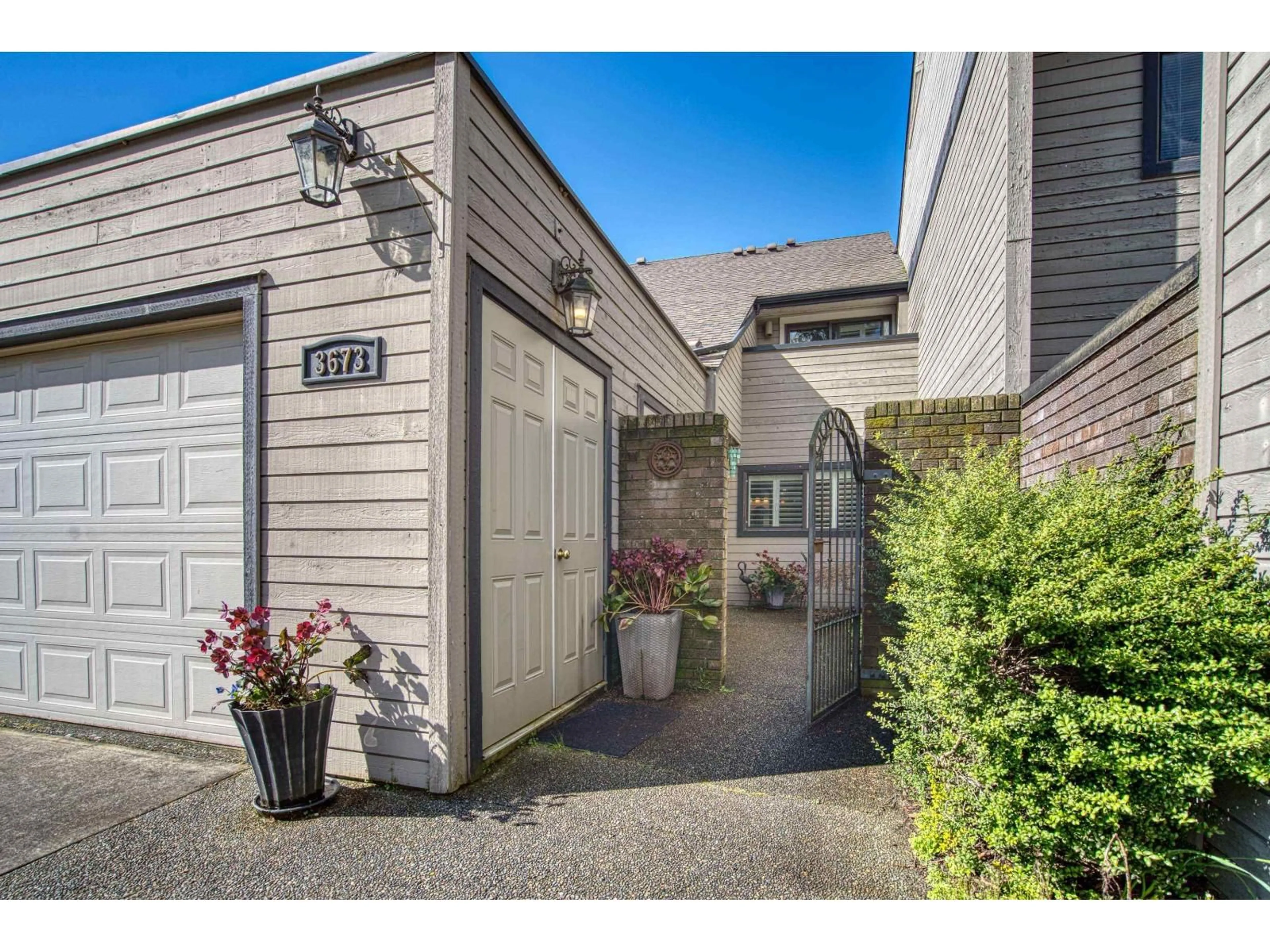 Unknown for 3673 NICO WYND DRIVE, Surrey British Columbia V4P1J1