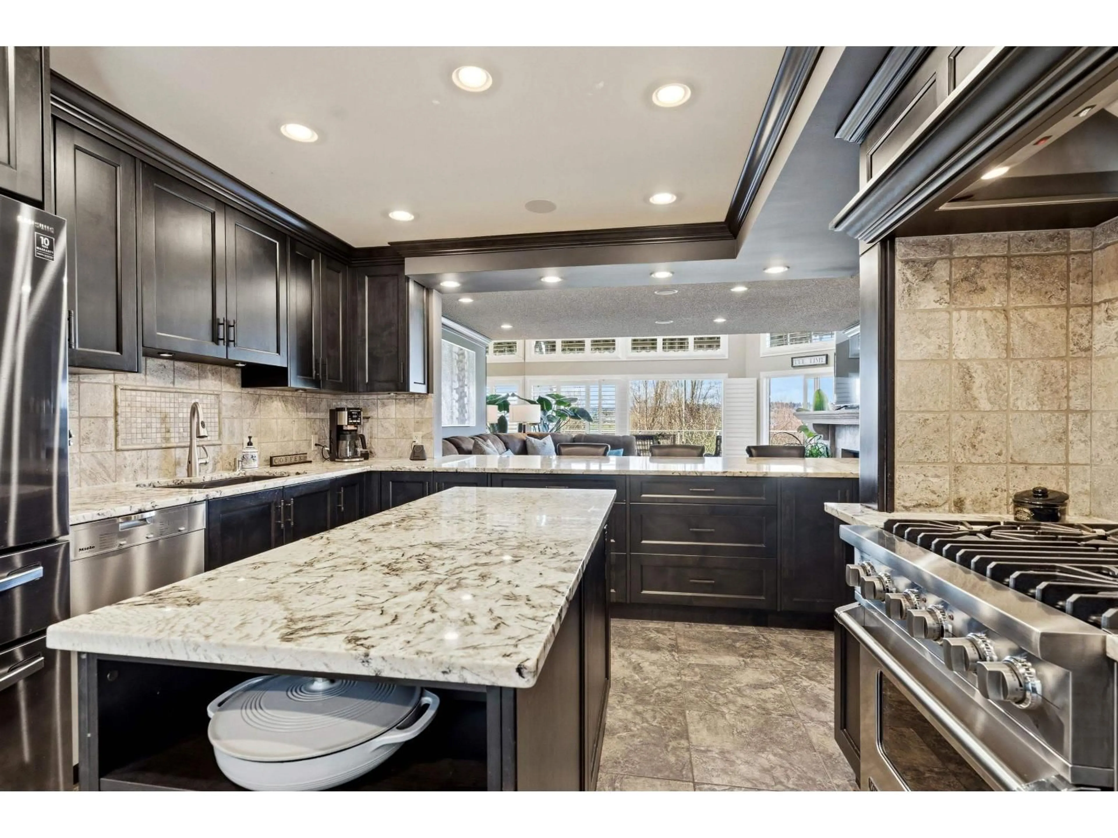 Contemporary kitchen, ceramic/tile floor for 3673 NICO WYND DRIVE, Surrey British Columbia V4P1J1