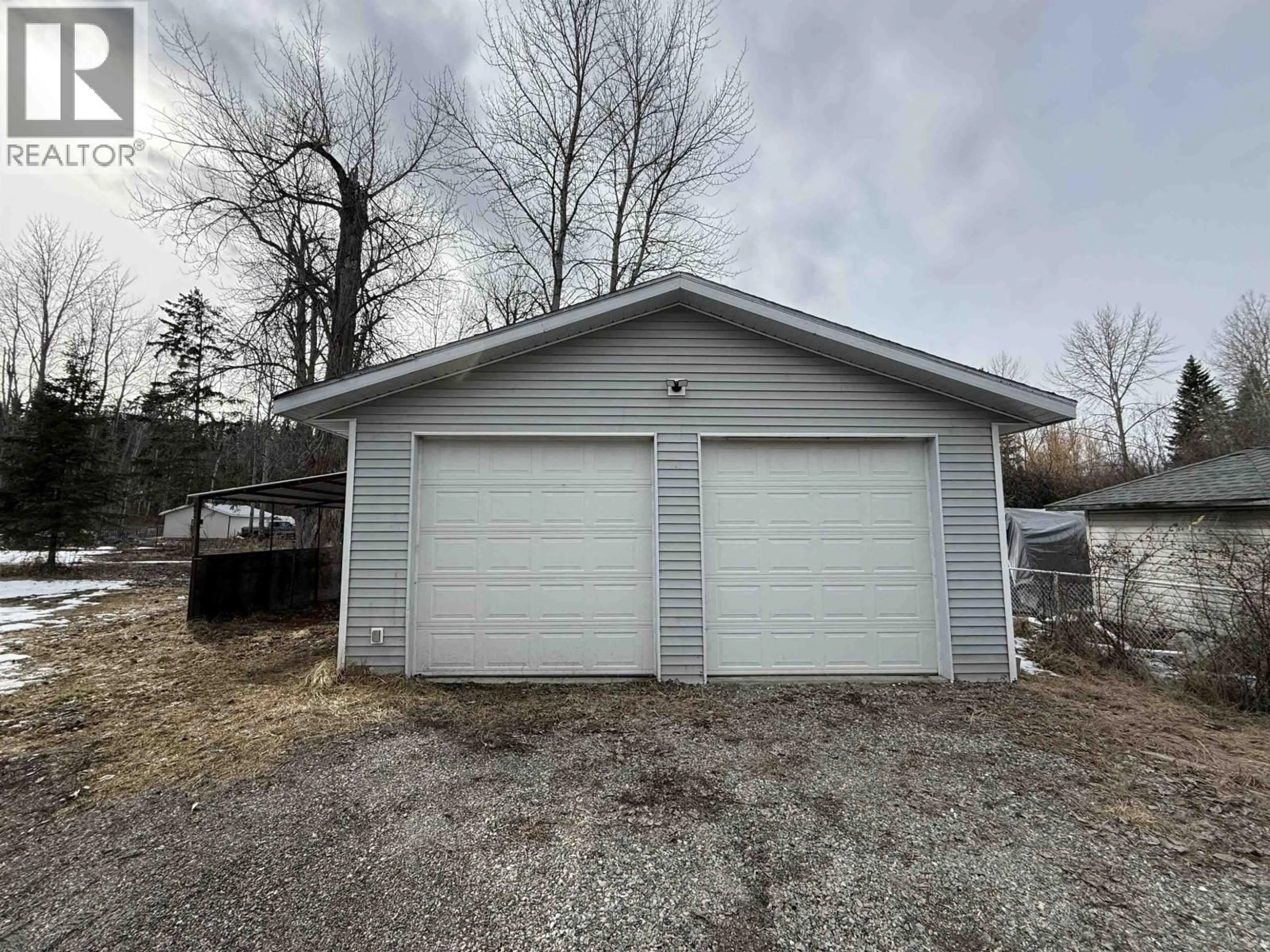 Indoor garage for 598 MARSH ROAD, Quesnel British Columbia V2J6H1