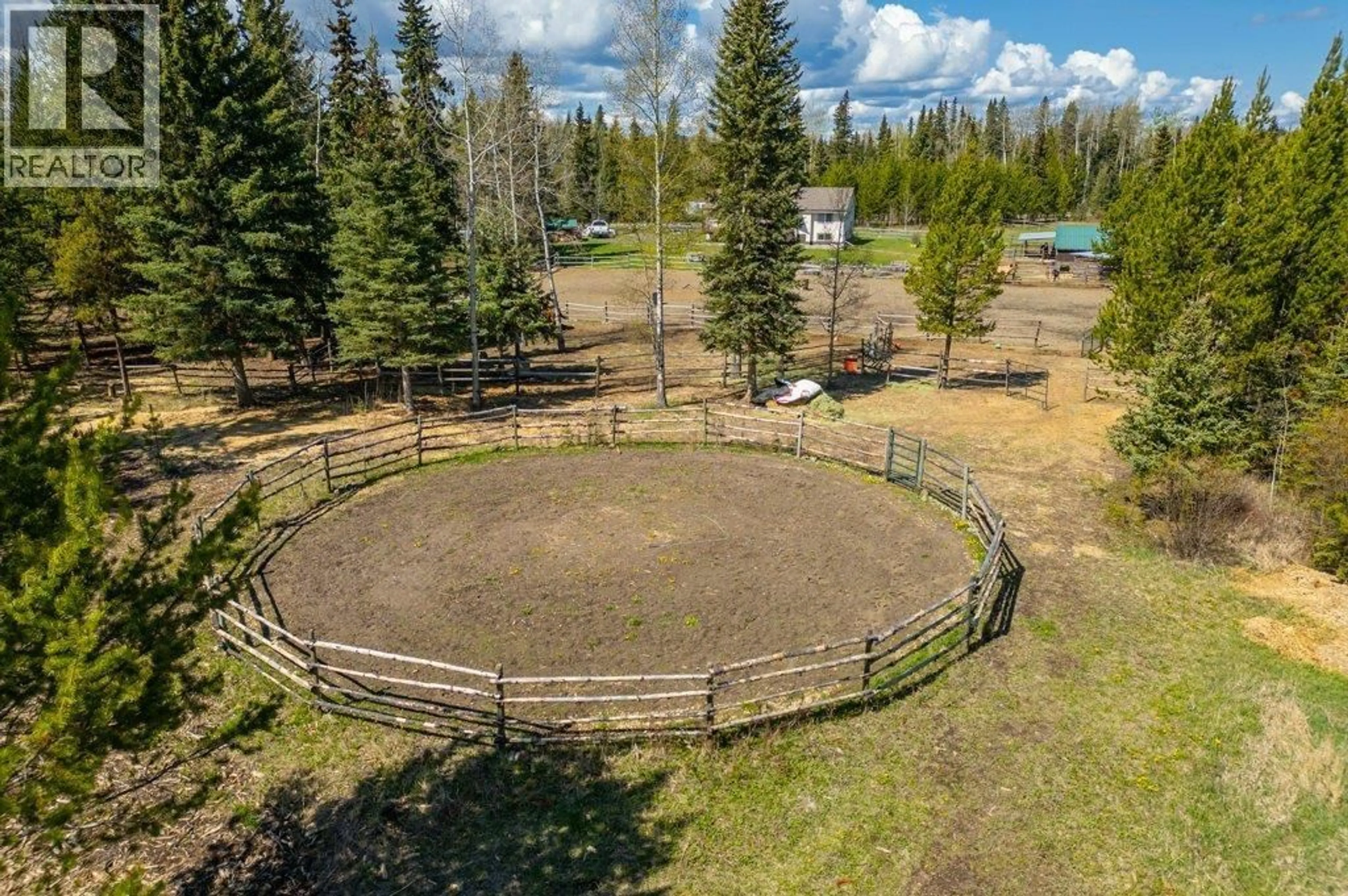 A pic from outside/outdoor area/front of a property/back of a property/a pic from drone, forest/trees view for 6851 FAWN CREEK ROAD, Lone Butte British Columbia V0K1X1