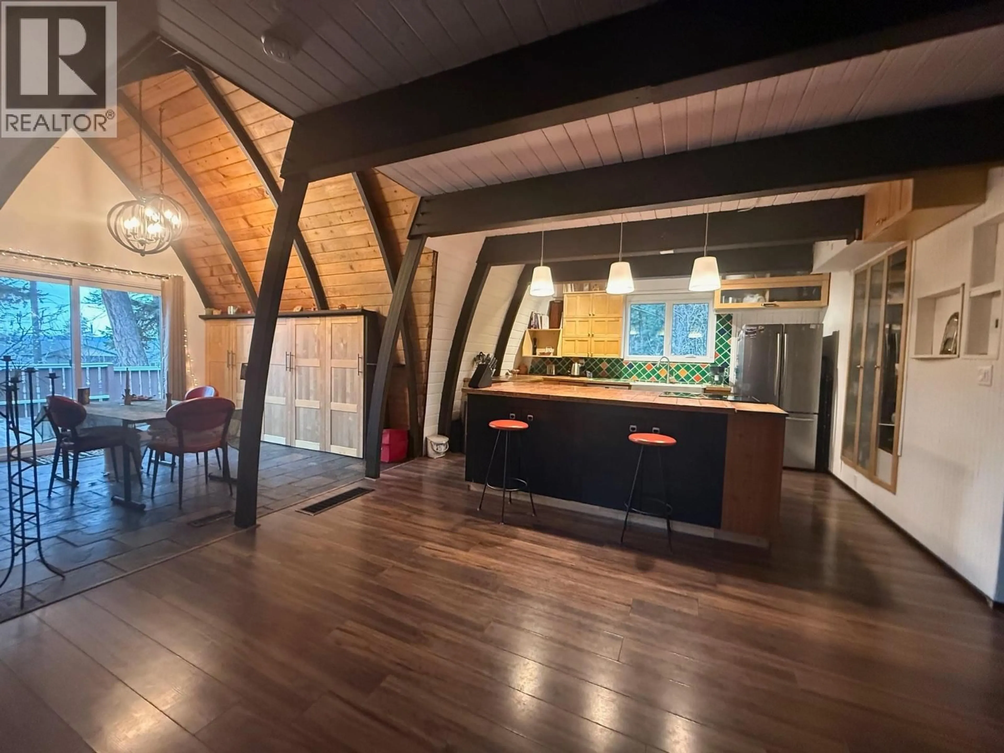 Open concept kitchen, unknown for 1105 TWELFTH AVENUE, Williams Lake British Columbia V2G2N7