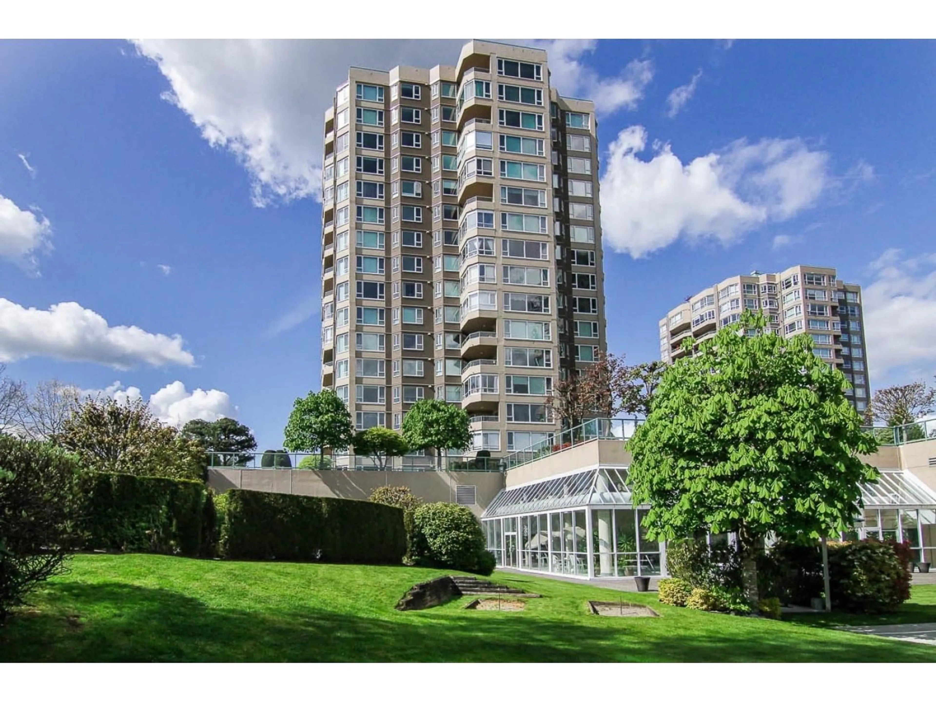 Unknown for 604 - 3150 GLADWIN ROAD, Abbotsford British Columbia V2T5S9