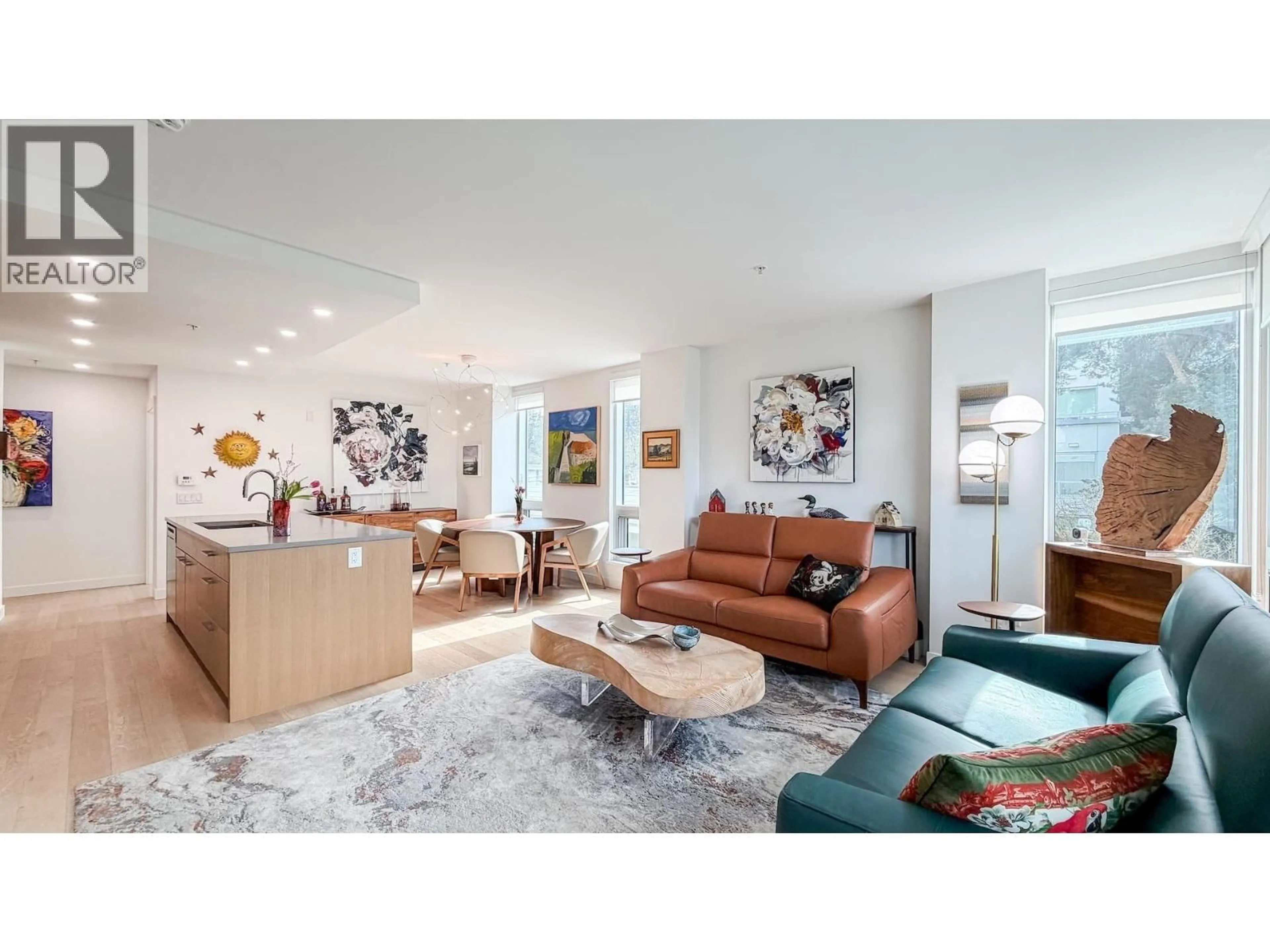 Living room with furniture, unknown for 301 - 4988 CAMBIE STREET, Vancouver British Columbia V5Z2Z5