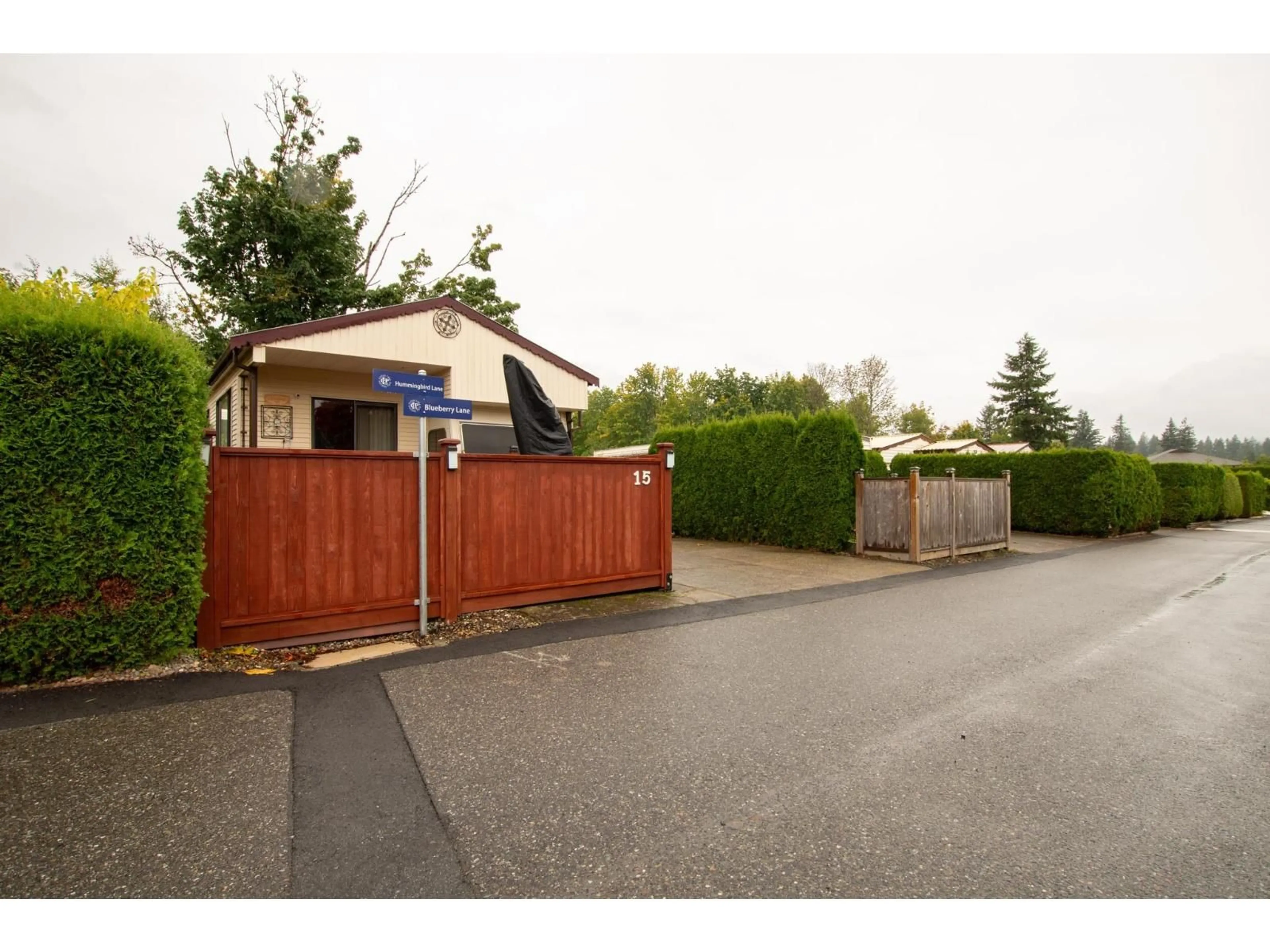 Unknown for 15 - 1436 FROST ROAD, Chilliwack British Columbia V2R4X8