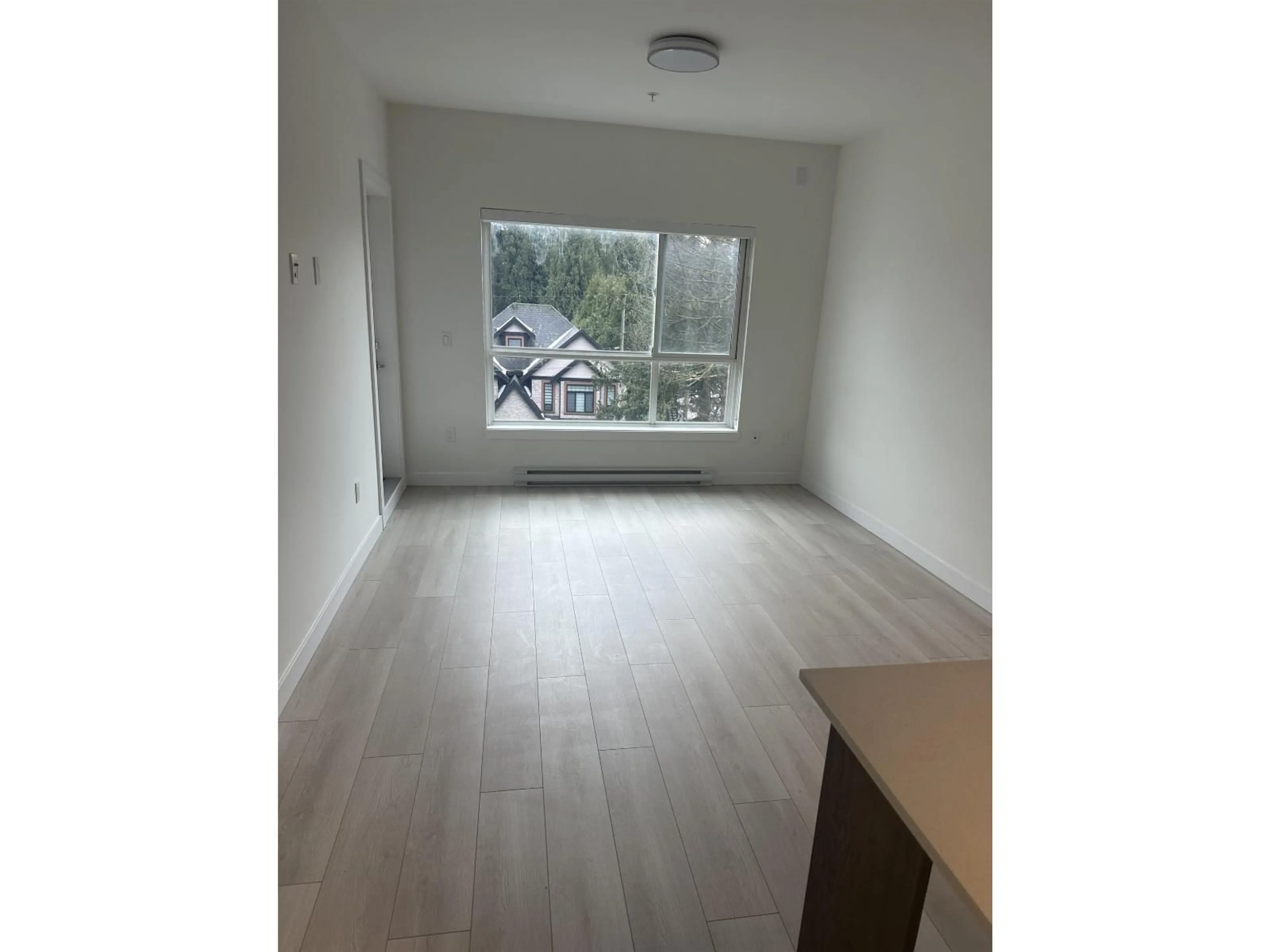 A pic of a room for 407 - 14225 103A AVENUE, Surrey British Columbia V3T0T4