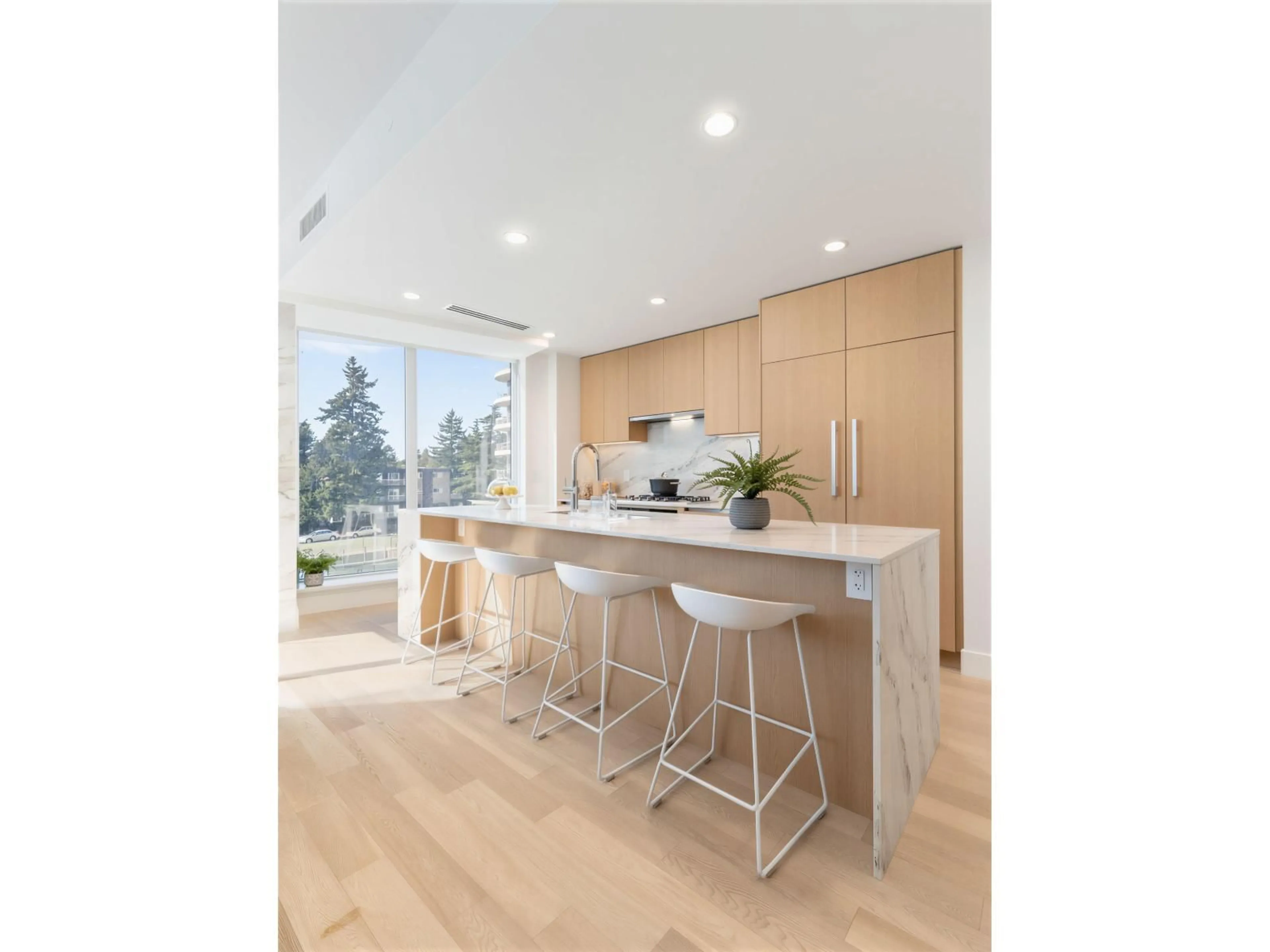 Contemporary kitchen, unknown for 1501 - 1475 FOSTER STREET, Surrey British Columbia V4B0C9