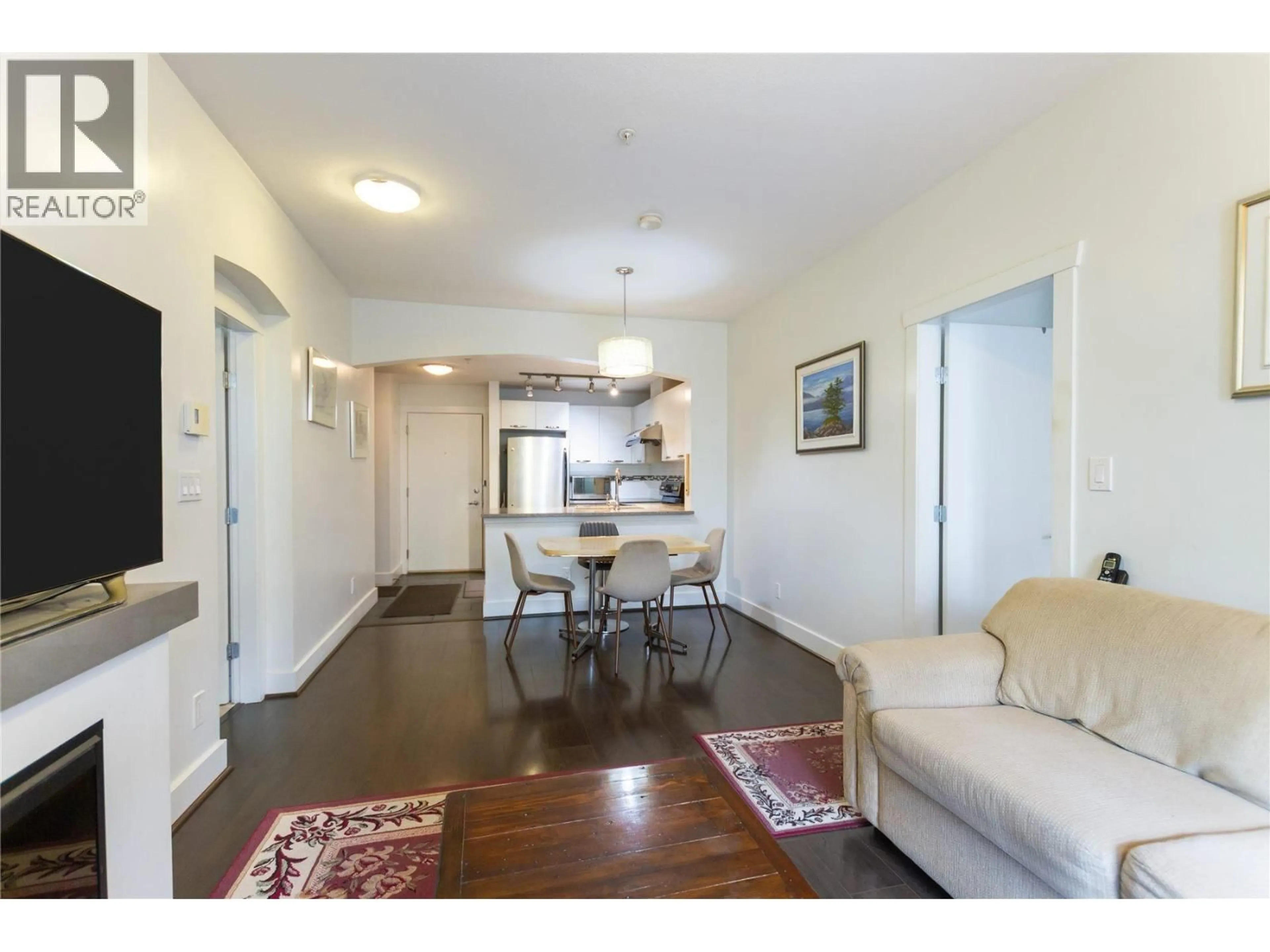 Unknown for 106 - 7428 BYRNEPARK WALK, Burnaby British Columbia V3N0B4